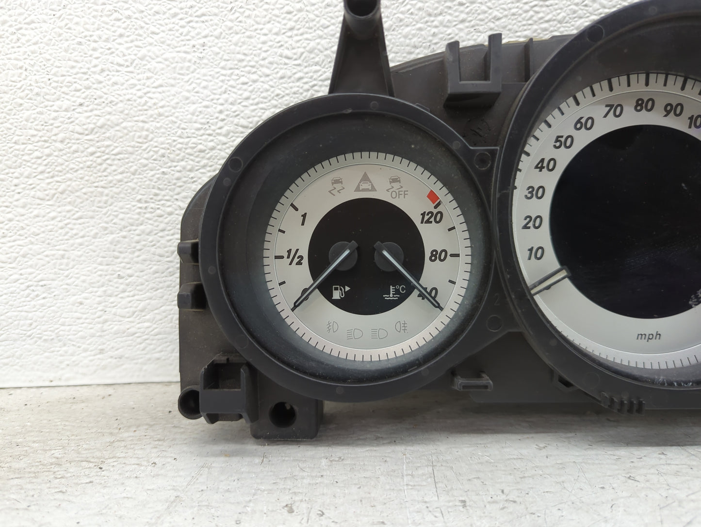 2012 Mercedes-Benz C250 Instrument Cluster Speedometer Gauges P/N:A2049003808 A2C33221200 Miles:73K Fits OEM Used Auto Parts
