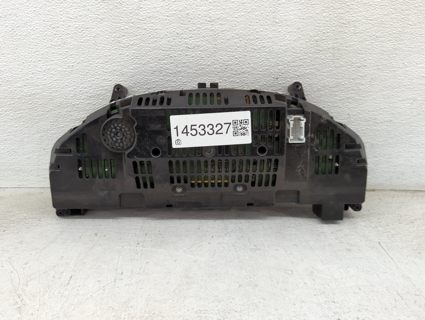 2012 Mercedes-Benz C250 Instrument Cluster Speedometer Gauges P/N:A2049003808 A2C33221200 Miles:73K Fits OEM Used Auto Parts