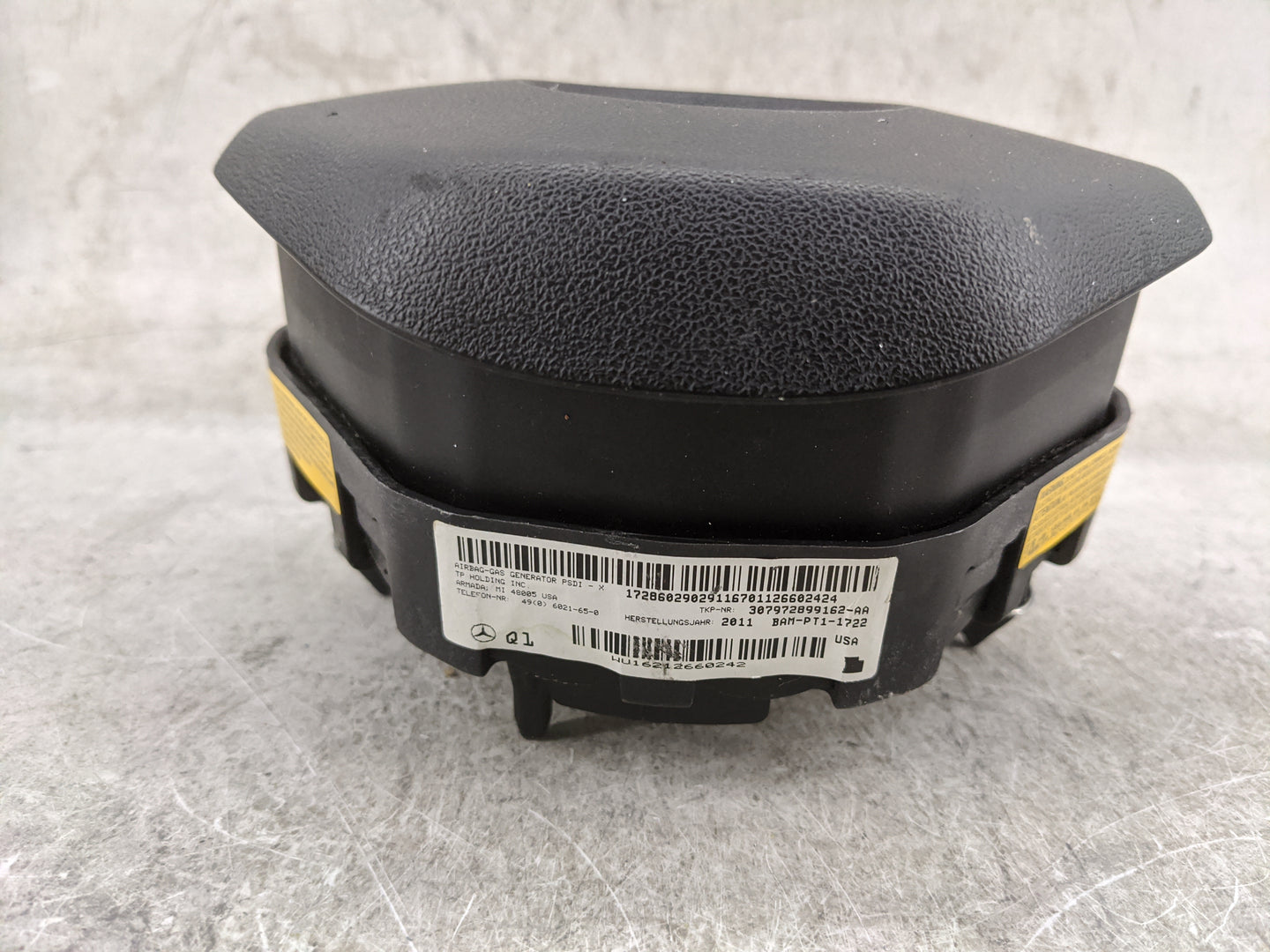 2012-2013 Mercedes-benz C250 Air Bag Driver Left Steering Wheel Mounted 1477479 - Oemusedautoparts1.com