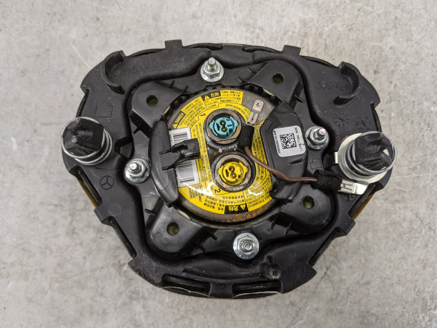 2012-2013 Mercedes-benz C250 Air Bag Driver Left Steering Wheel Mounted 1477479 - Oemusedautoparts1.com
