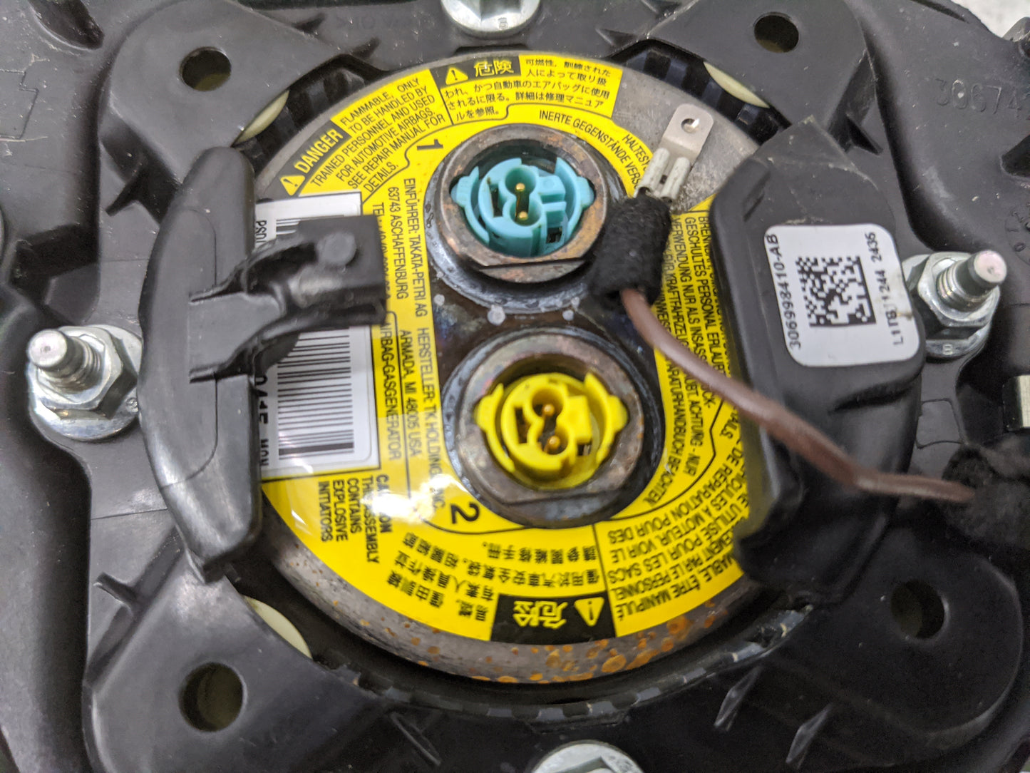 2012-2013 Mercedes-benz C250 Air Bag Driver Left Steering Wheel Mounted 1477479 - Oemusedautoparts1.com