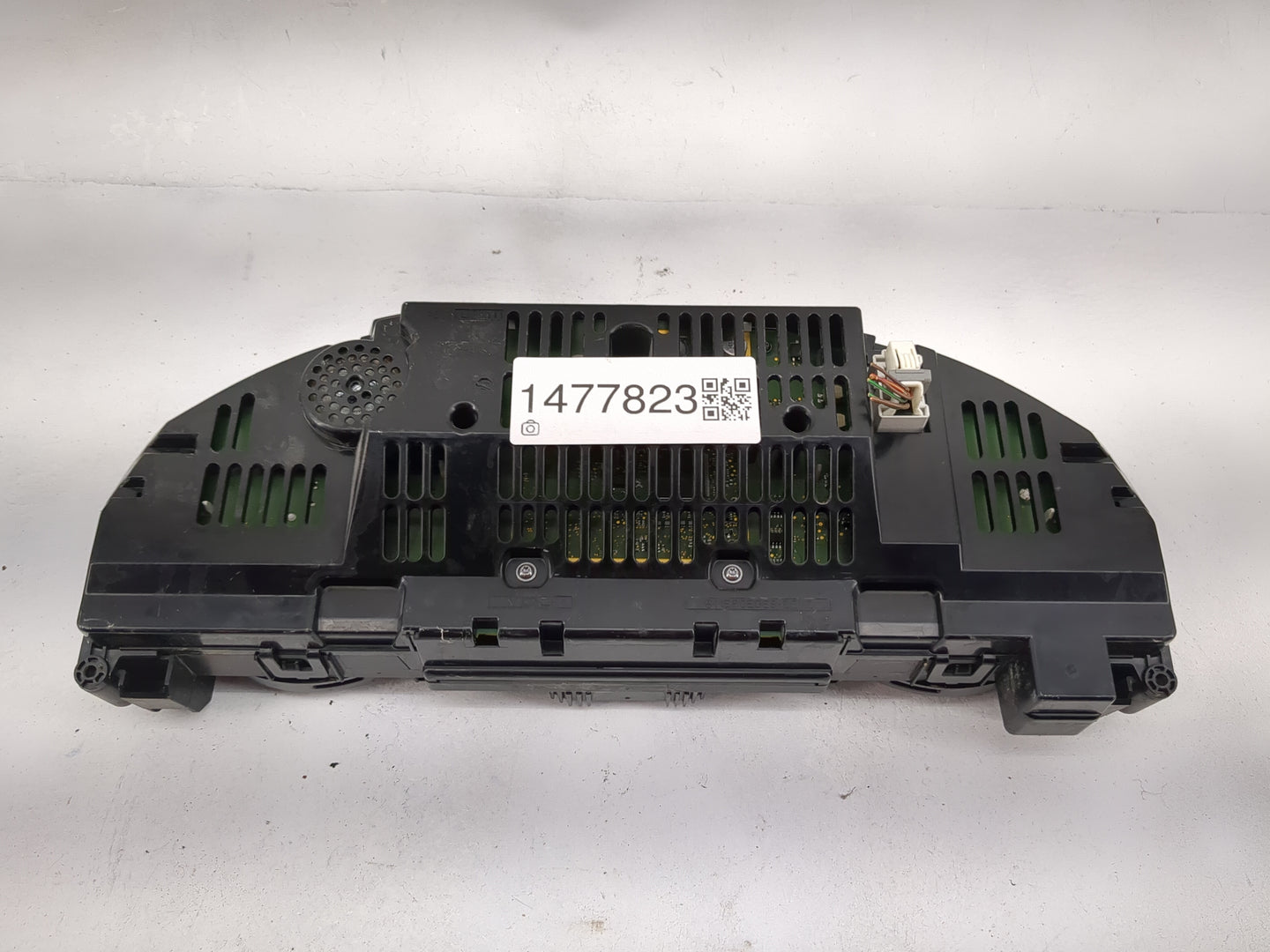 2012 Mercedes-Benz C250 Instrument Cluster Speedometer Gauges P/N:A2049003808 A2C33221200 Miles: Fits OEM Used Auto Parts - 