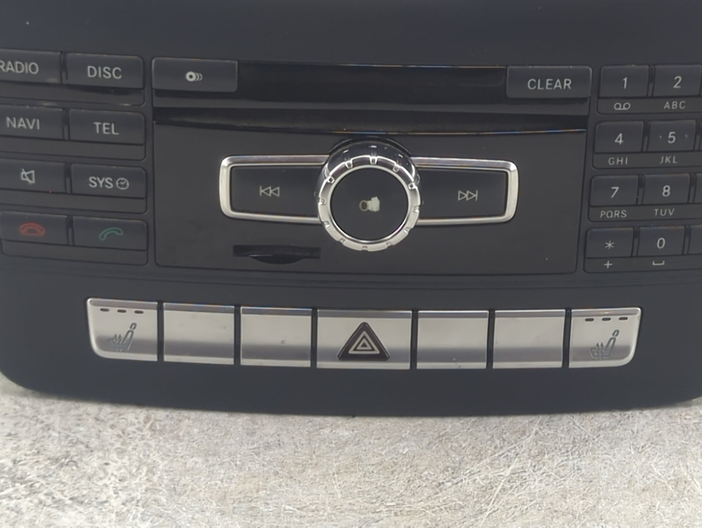 2013 Mercedes-Benz C250 Radio AM FM Cd Player Receiver Replacement P/N:A2049007209 A2049012403, A1729020504, 3AF518AJ001 Fit