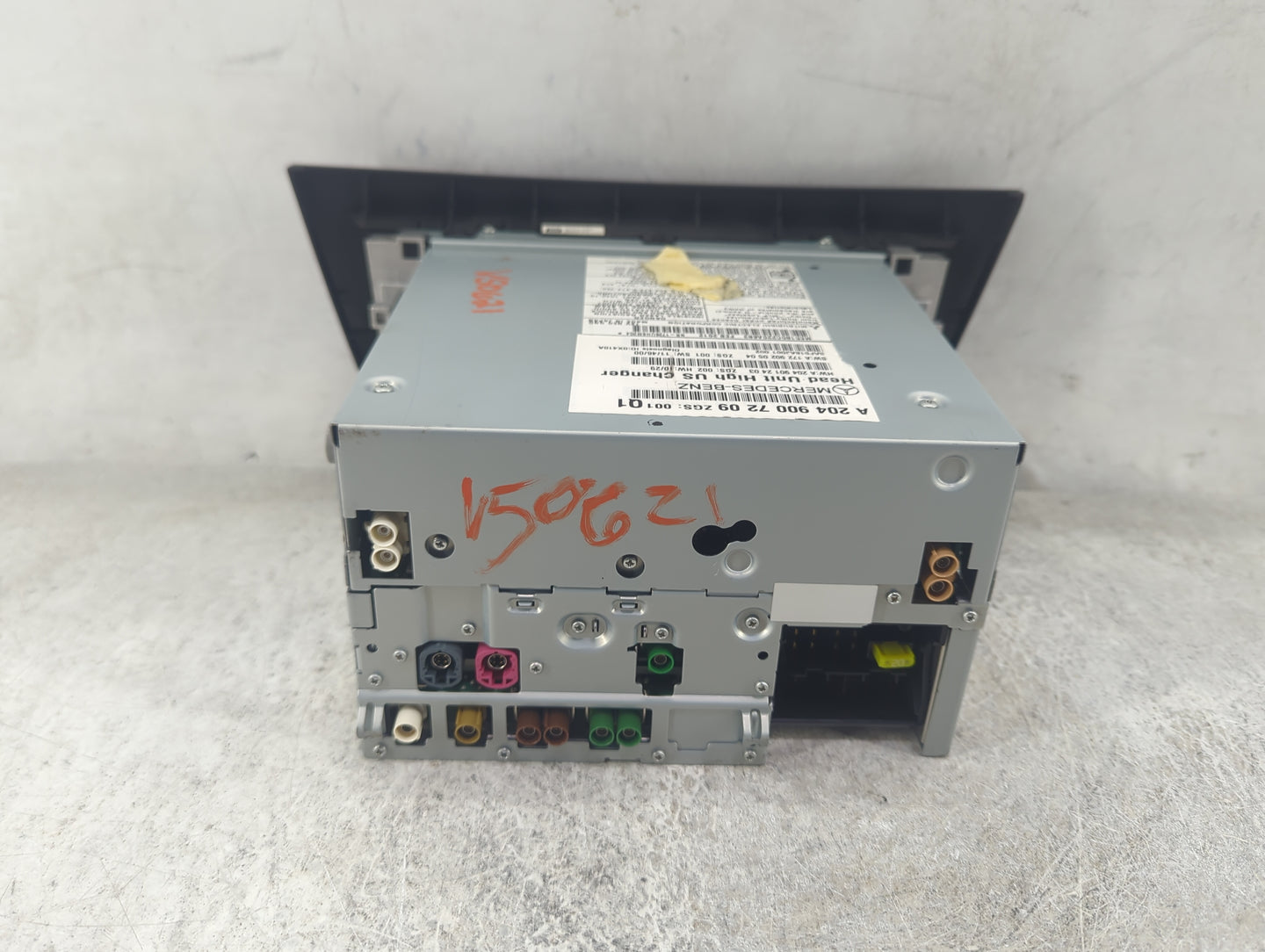 2013 Mercedes-Benz C250 Radio AM FM Cd Player Receiver Replacement P/N:A2049007209 A2049012403, A1729020504, 3AF518AJ001 Fit
