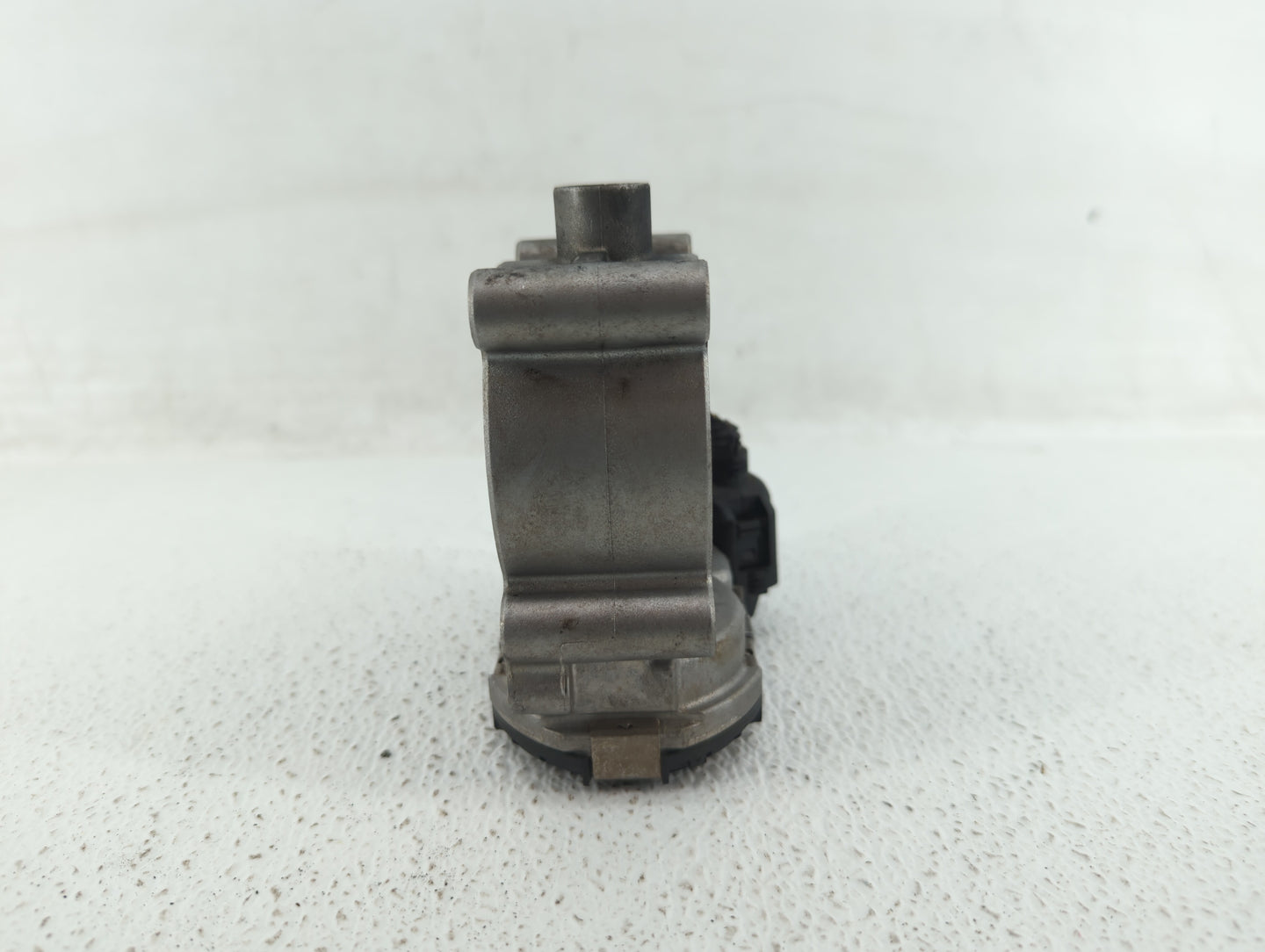 2012-2015 Mercedes-Benz C250 Throttle Body P/N:266 141 05 25 2661410525 Fits OEM Used Auto Parts - Oemusedautoparts1.com