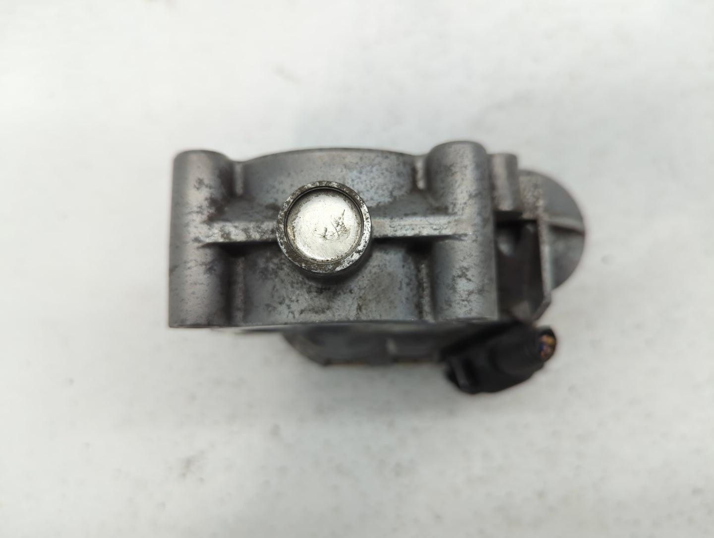 2012-2015 Mercedes-Benz C250 Throttle Body P/N:266 141 05 25 2661410525 Fits OEM Used Auto Parts - Oemusedautoparts1.com