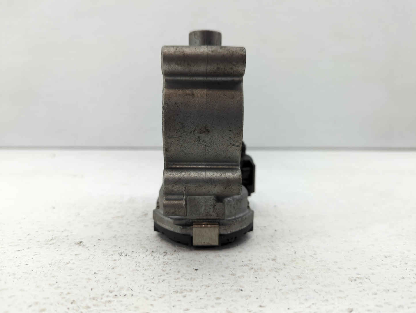 2012-2015 Mercedes-Benz C250 Throttle Body P/N:266 141 05 25 2661410525 Fits OEM Used Auto Parts - Oemusedautoparts1.com