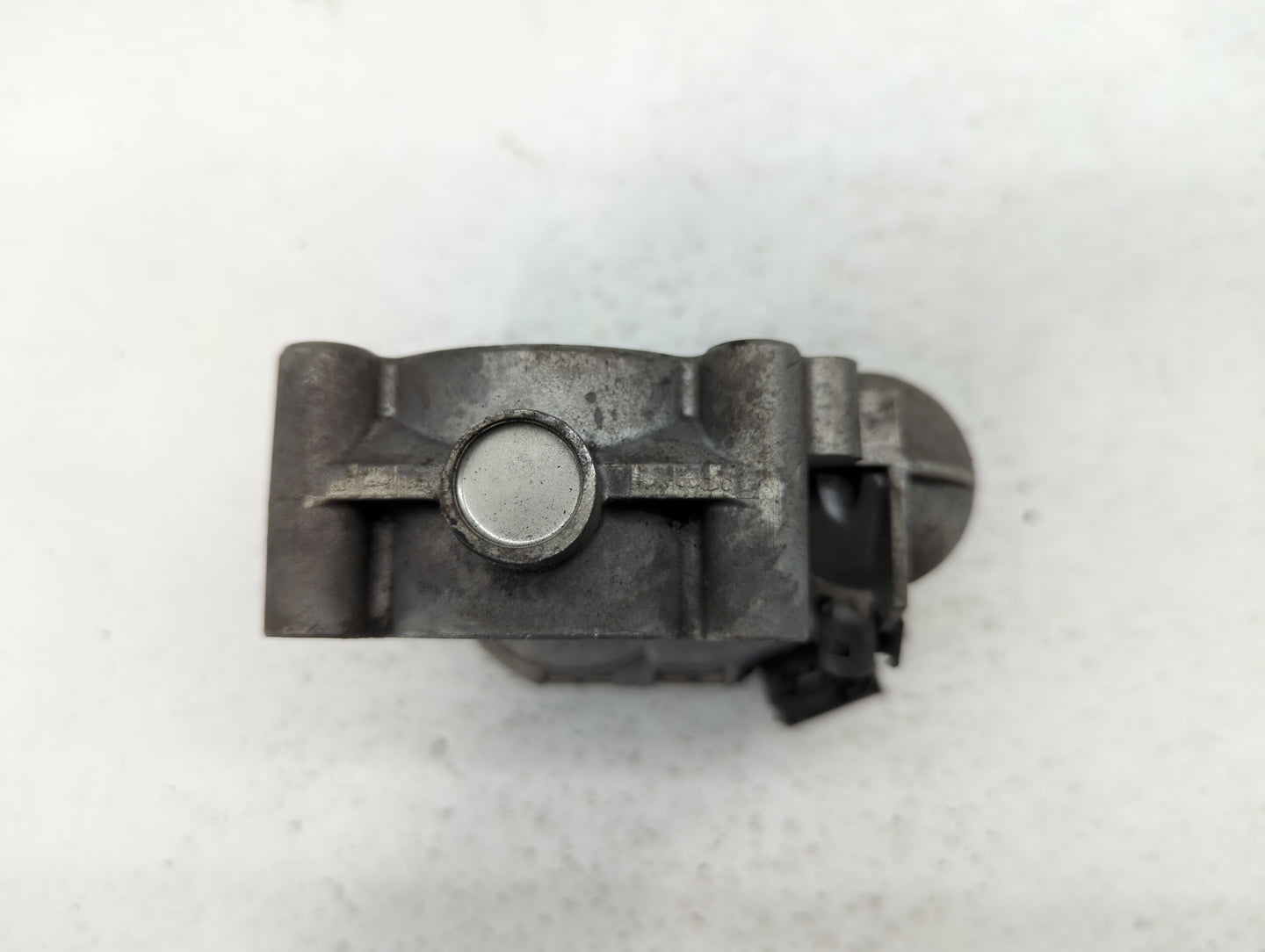 2012-2015 Mercedes-Benz C250 Throttle Body P/N:266 141 05 25 2661410525 Fits OEM Used Auto Parts - Oemusedautoparts1.com