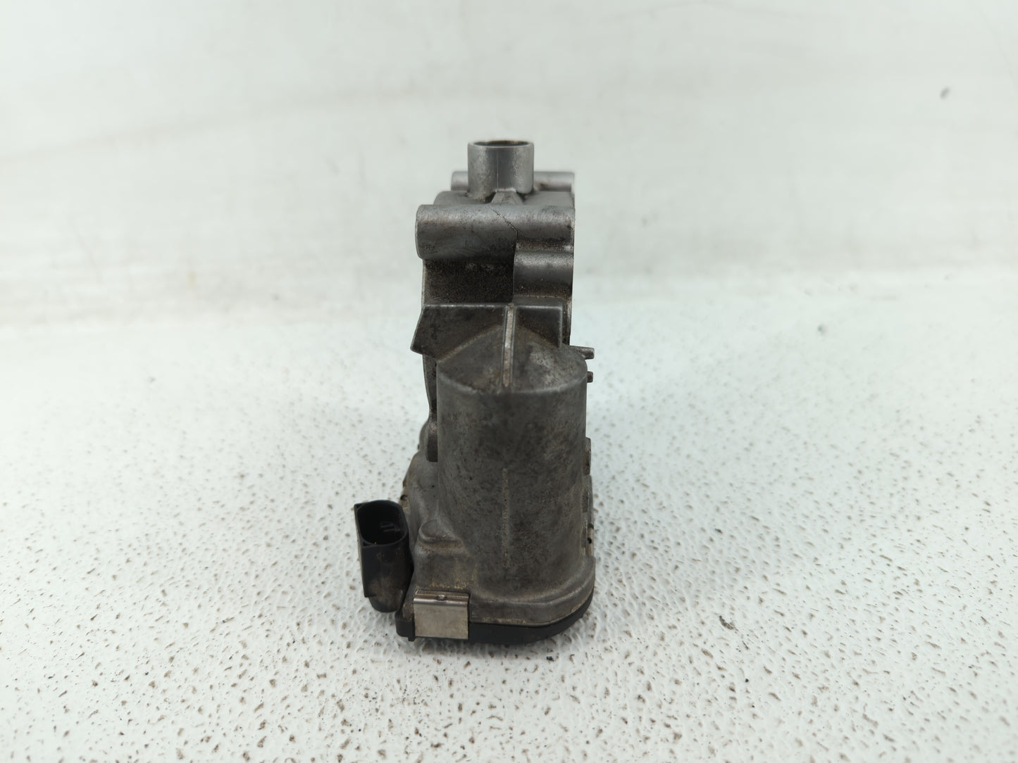 2012-2015 Mercedes-Benz C250 Throttle Body P/N:266 141 05 25 2661410525 Fits OEM Used Auto Parts - Oemusedautoparts1.com
