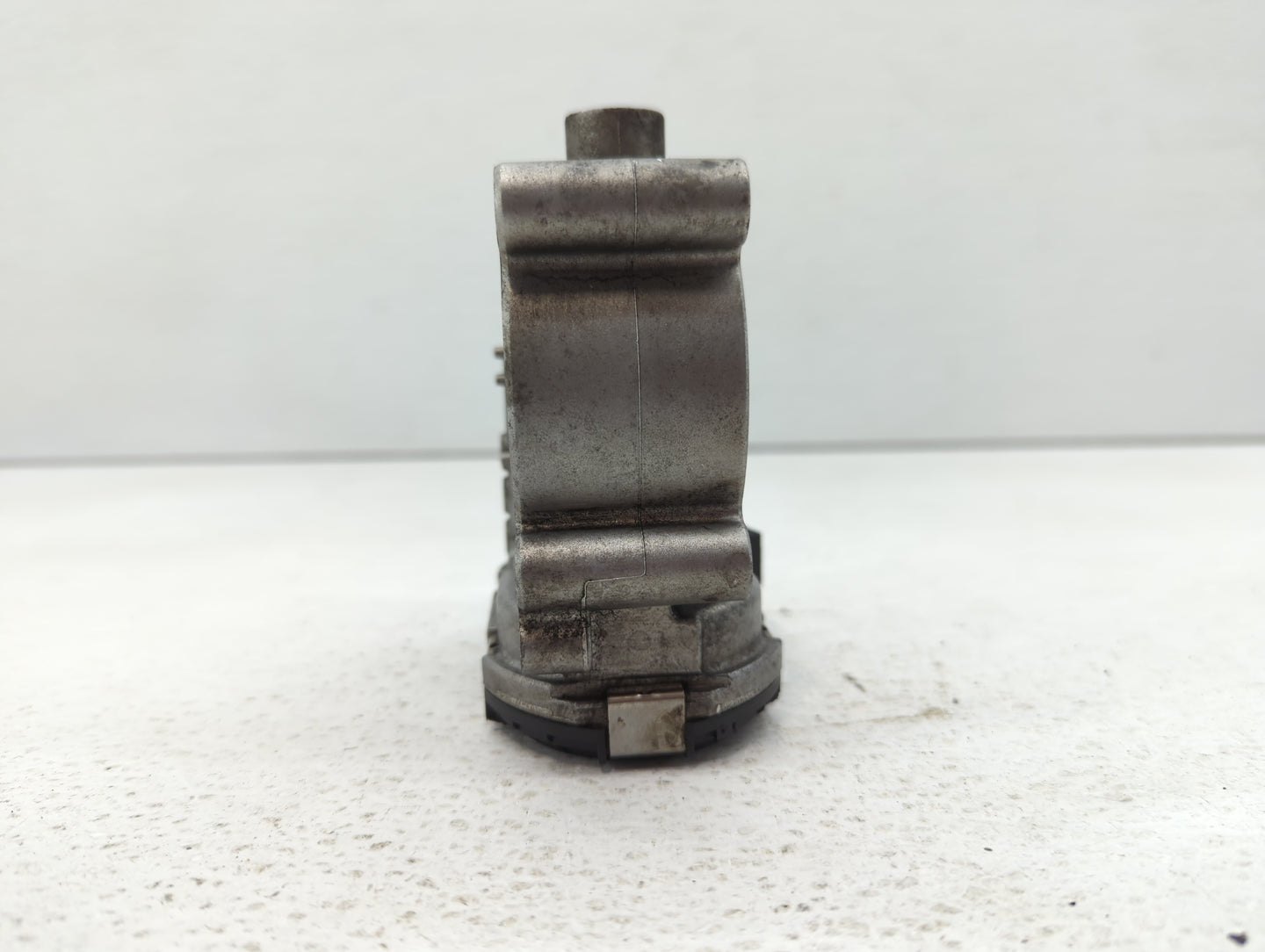 2012-2015 Mercedes-Benz C250 Throttle Body P/N:266 141 05 25 2661410525 Fits OEM Used Auto Parts - Oemusedautoparts1.com