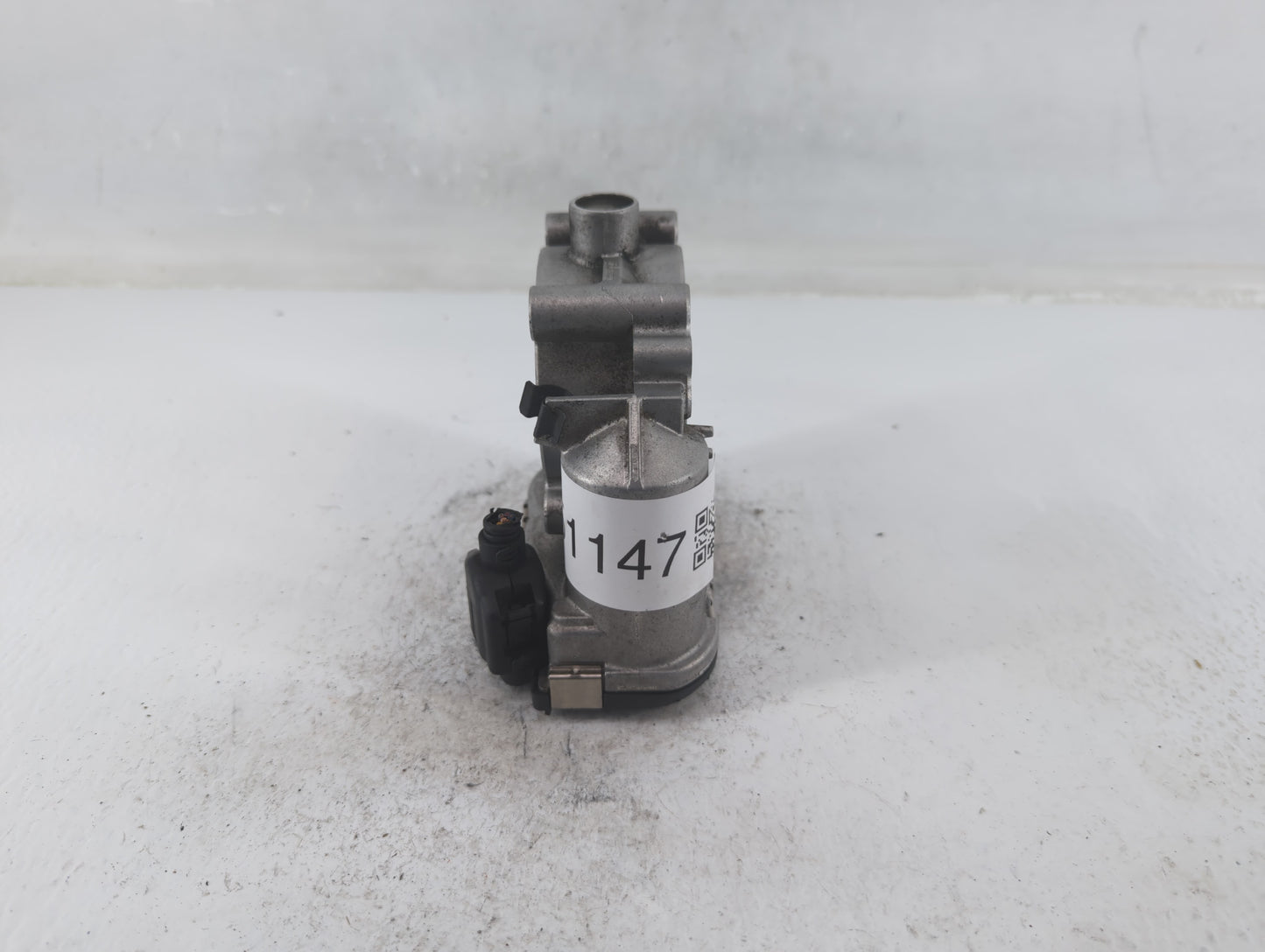 2012-2015 Mercedes-Benz C250 Throttle Body P/N:A 266 141 05 25 Fits Fits 2006 2007 2008 2009 2010 2011 2012 2013 2014 2015 O