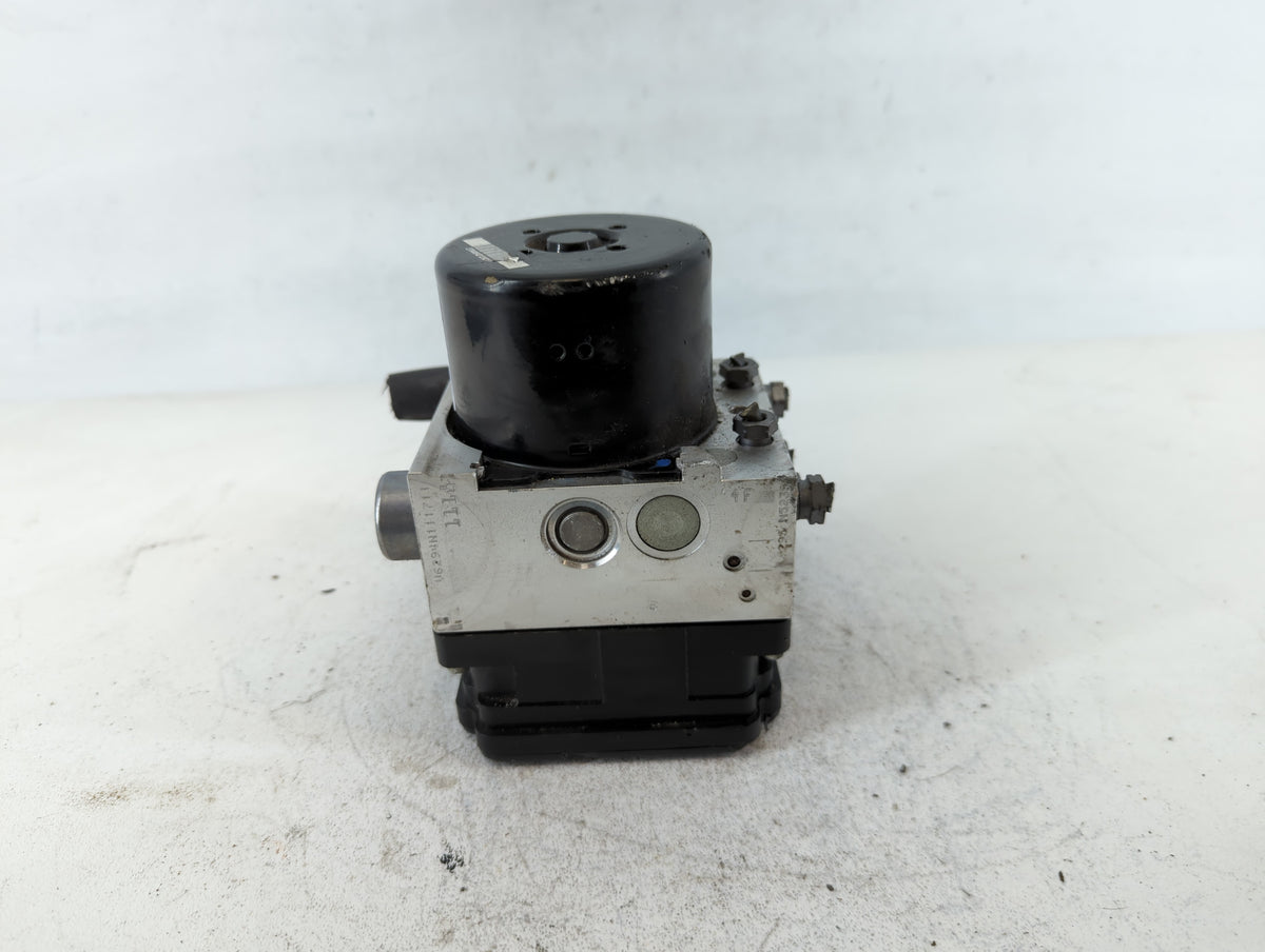 2012 Mercedes-Benz C250 Anti-Lock Brake ABS Pump Module Actuator OEM P/N:A 172 431 25 12 Fits OEM Used Auto Parts - Oemuseda