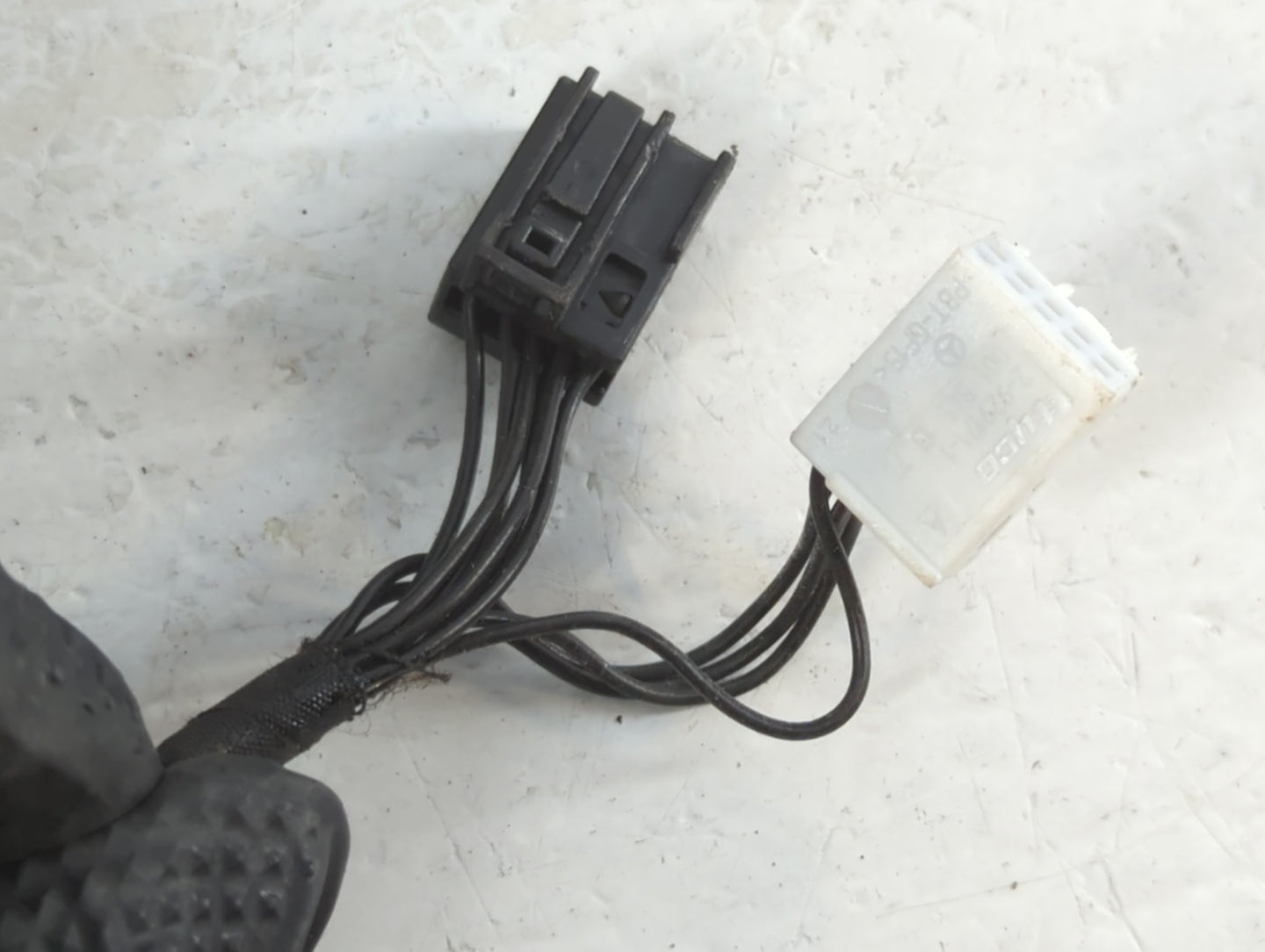 2012-2015 Mercedes-Benz C250 Passenger Side View Mirror - Right Door Mirror OEM Used - Oemusedautoparts1.com