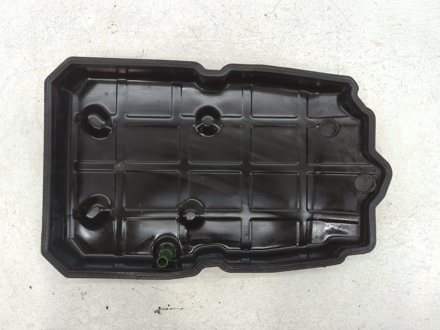 2010-2012 Mercedes-Benz C250 Engine Oil Pan P/N:A 222 27005 12 Fits Fits 2008 2009 2010 2011 2012 OEM Used Auto Parts - Oemu