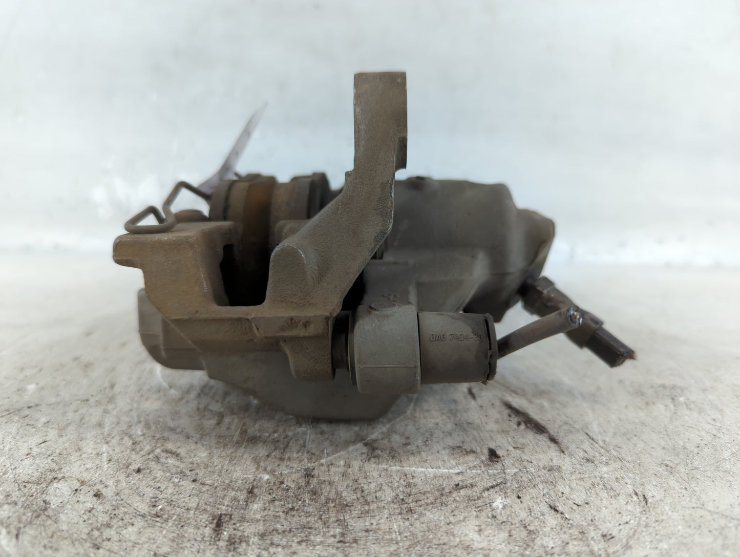 2010-2015 Mercedes-benz C250 Rear Driver Left Brake Caliper - Oemusedautoparts1.com