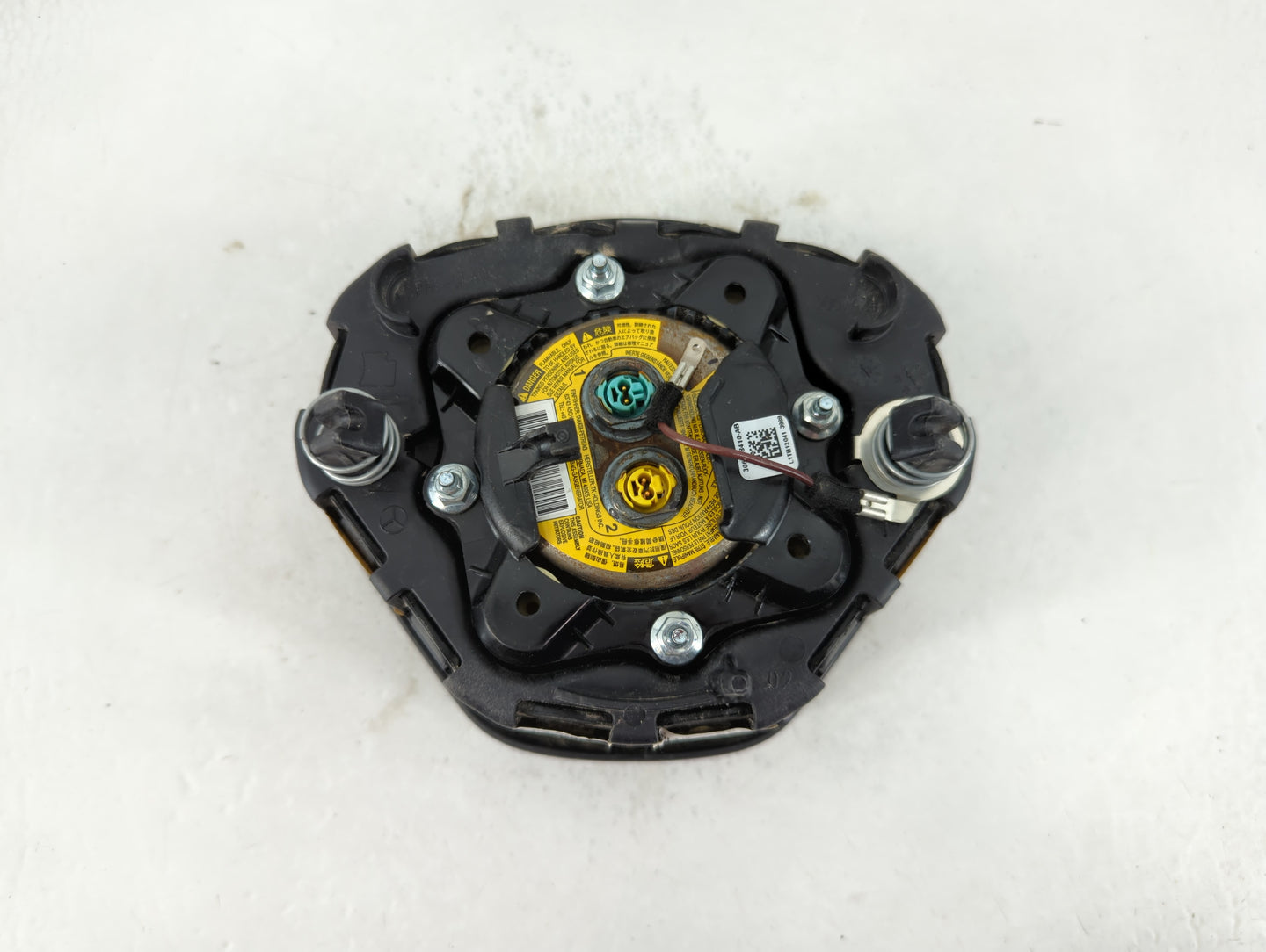 2012 Mercedes-Benz C250 Air Bag Driver Left Steering Wheel Mounted Fits OEM Used Auto Parts - Oemusedautoparts1.com