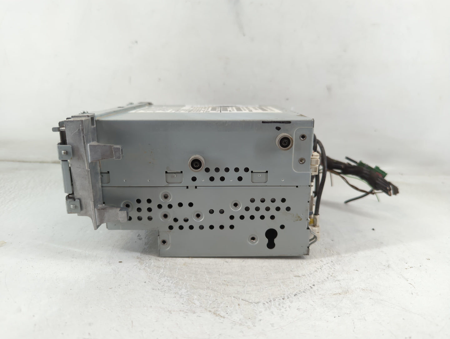 2012 Mercedes-Benz C250 Radio AM FM Cd Player Receiver Replacement P/N:A 204 900 72 09 Fits OEM Used Auto Parts - Oemusedaut
