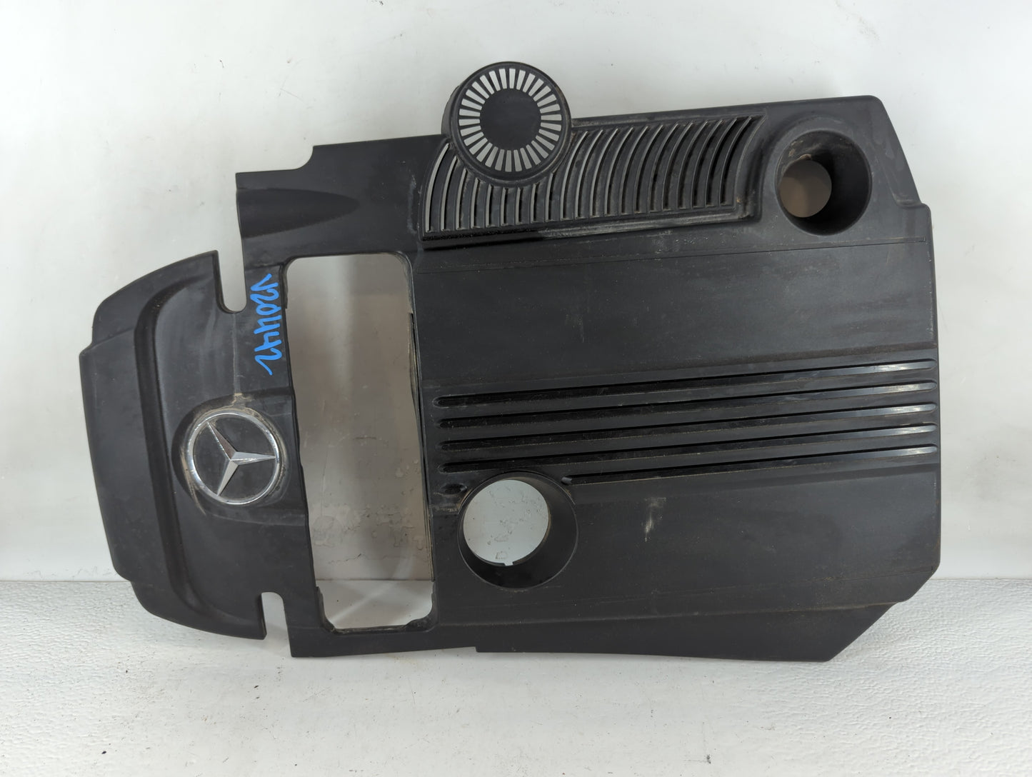 2012 Mercedes-benz C250 Engine Cover - Oemusedautoparts1.com