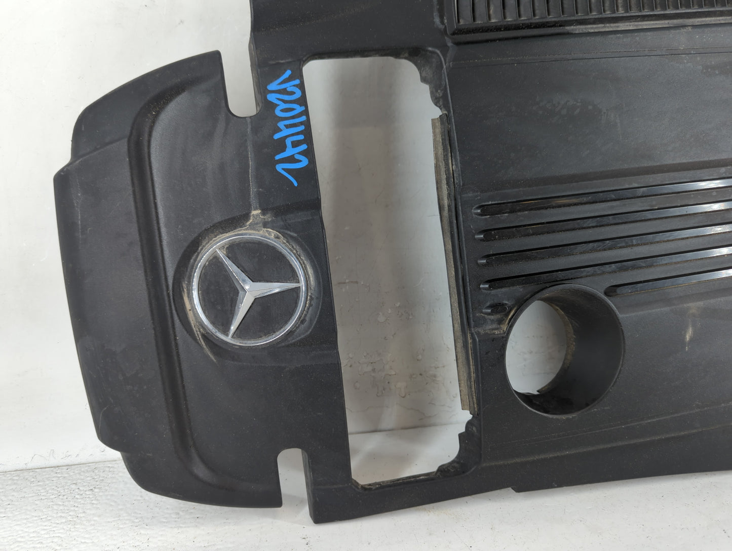 2012 Mercedes-benz C250 Engine Cover - Oemusedautoparts1.com
