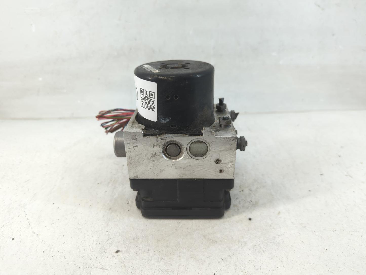2012 Mercedes-Benz C250 ABS Pump Control Module Replacement P/N:A 204 431 68 12 Fits OEM Used Auto Parts - Oemusedautoparts1