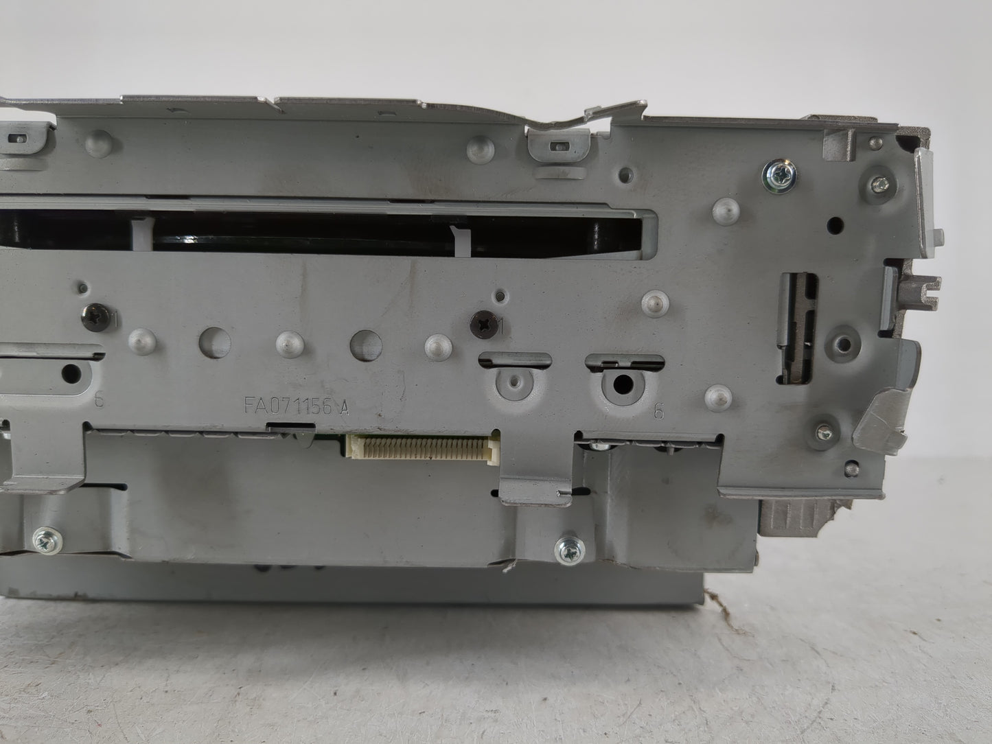 2012 Mercedes-Benz C300 Radio AM FM Cd Player Receiver Replacement P/N:A 204 900 21 13 Fits OEM Used Auto Parts - Oemusedaut