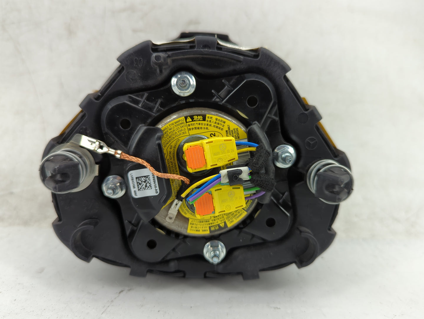 2012 Mercedes-Benz C300 Air Bag Driver Left Steering Wheel Mounted P/N:2188601802 Fits OEM Used Auto Parts - Oemusedautopart