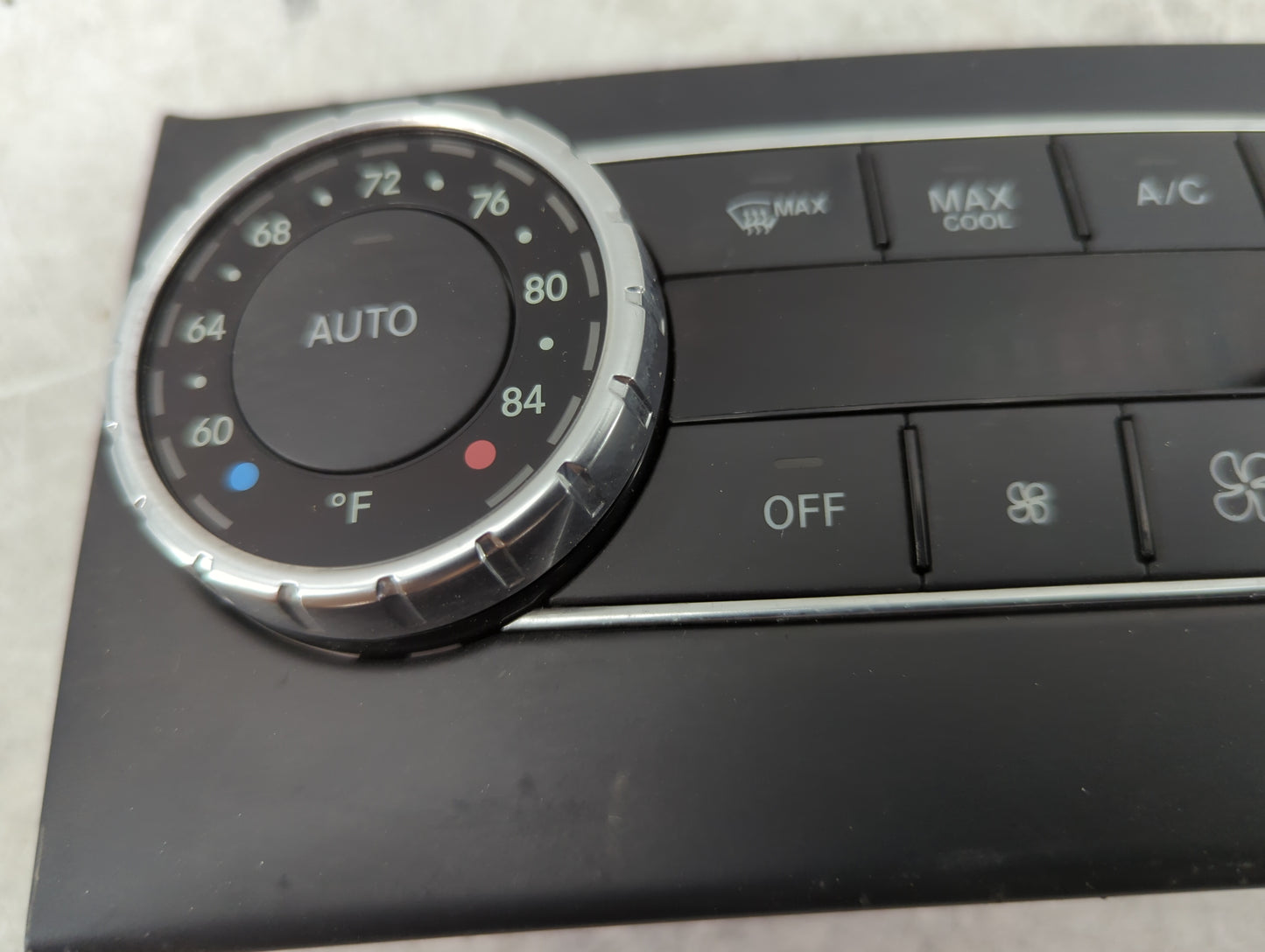 2012 Mercedes-Benz C300 Climate Control Module Temperature AC/Heater Replacement P/N:A 204 900 40 03 Fits Fits 2013 OEM Used