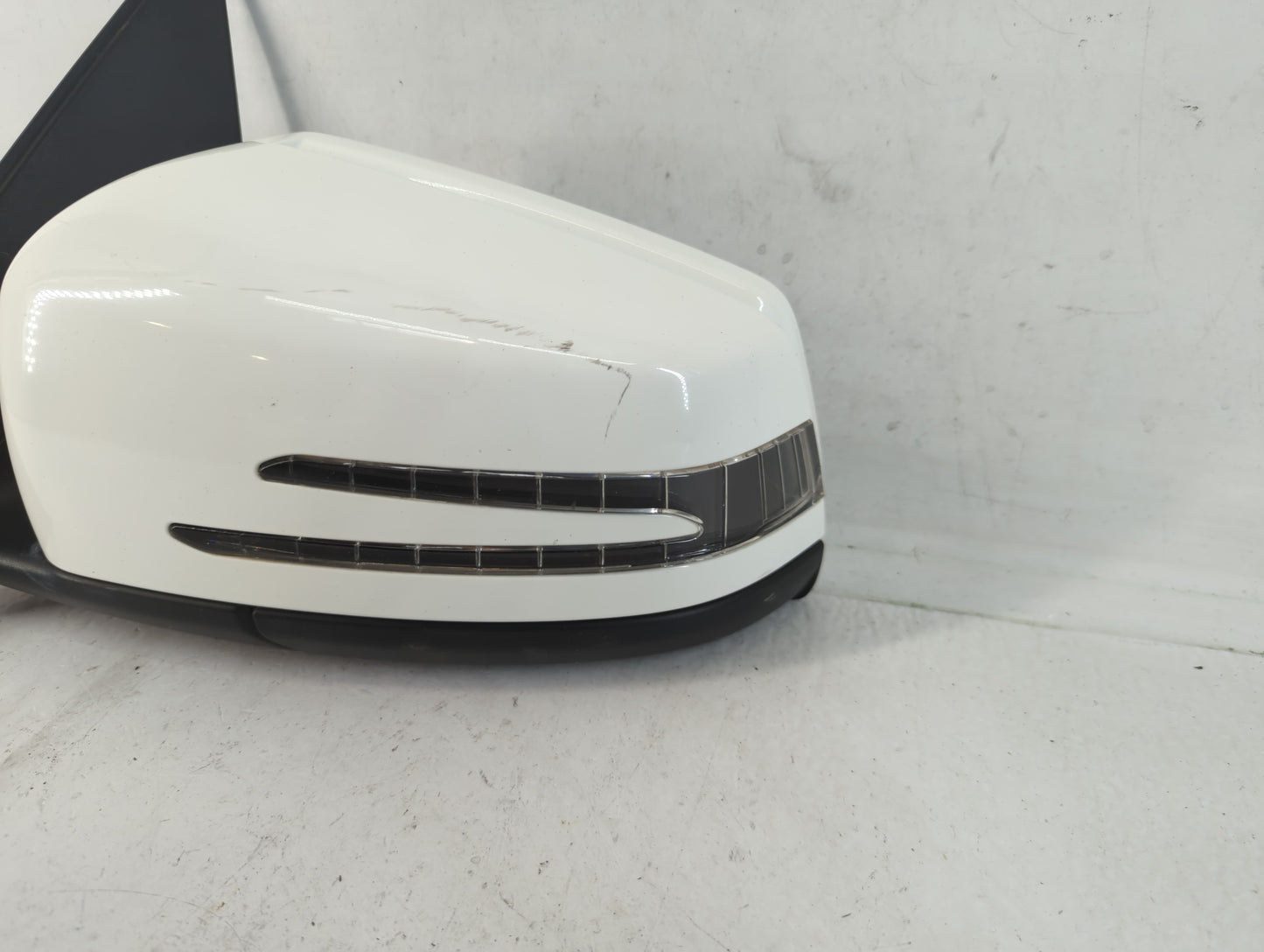 2012 Mercedes-Benz C63 Amg Driver Side View Mirror - Left Door Mirror OEM Used - Oemusedautoparts1.com