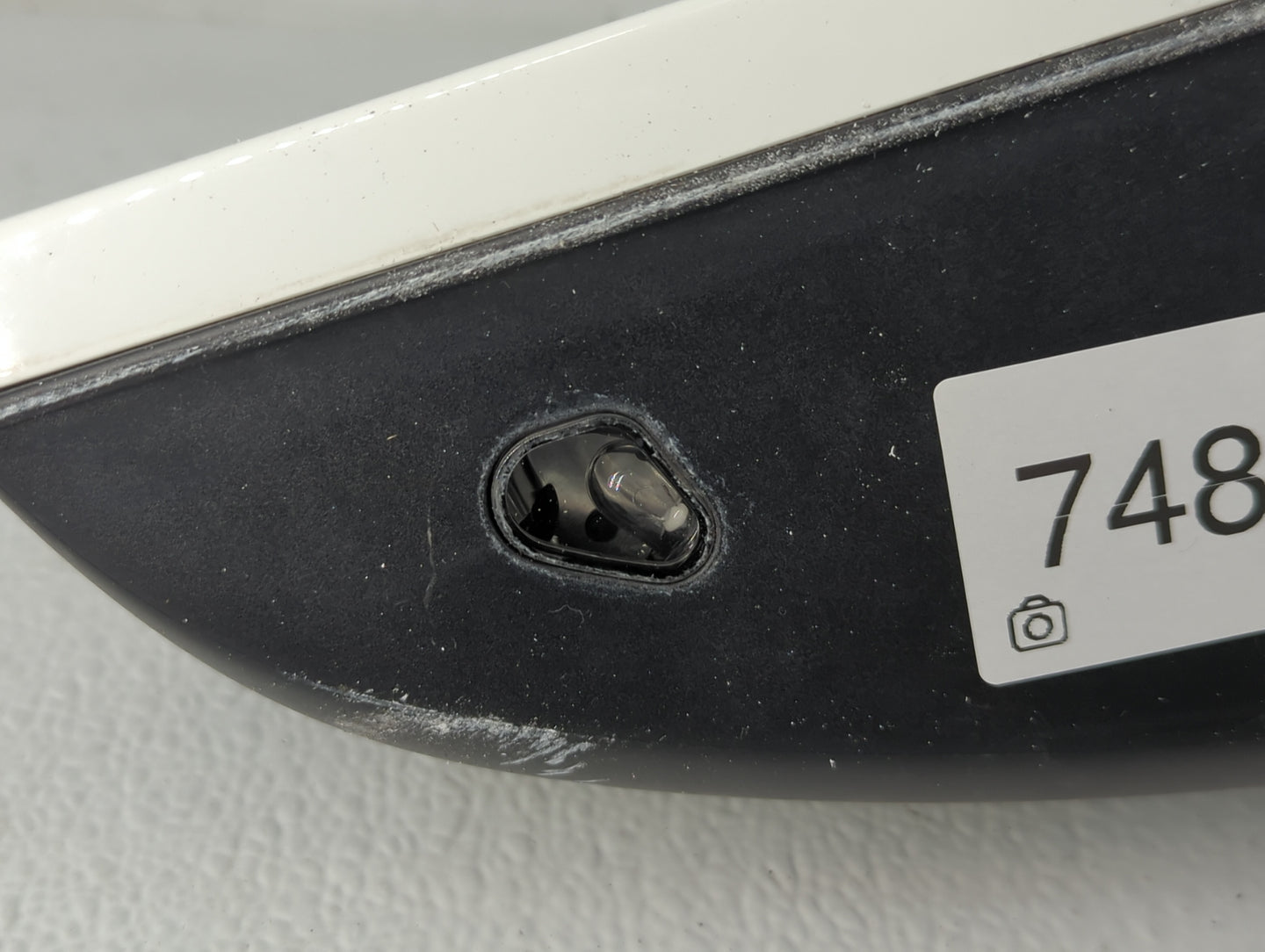 2012 Mercedes-Benz C63 Amg Driver Side View Mirror - Left Door Mirror OEM Used - Oemusedautoparts1.com