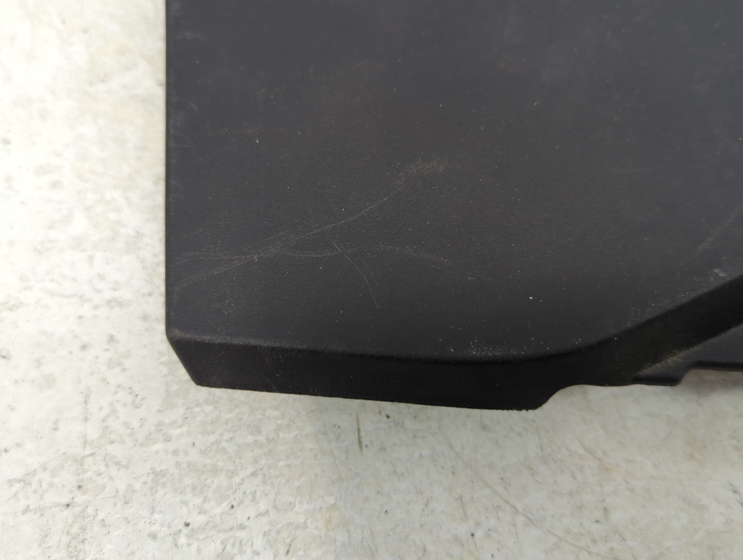 2012 Mercedes-benz Cls550 Engine Cover - Oemusedautoparts1.com