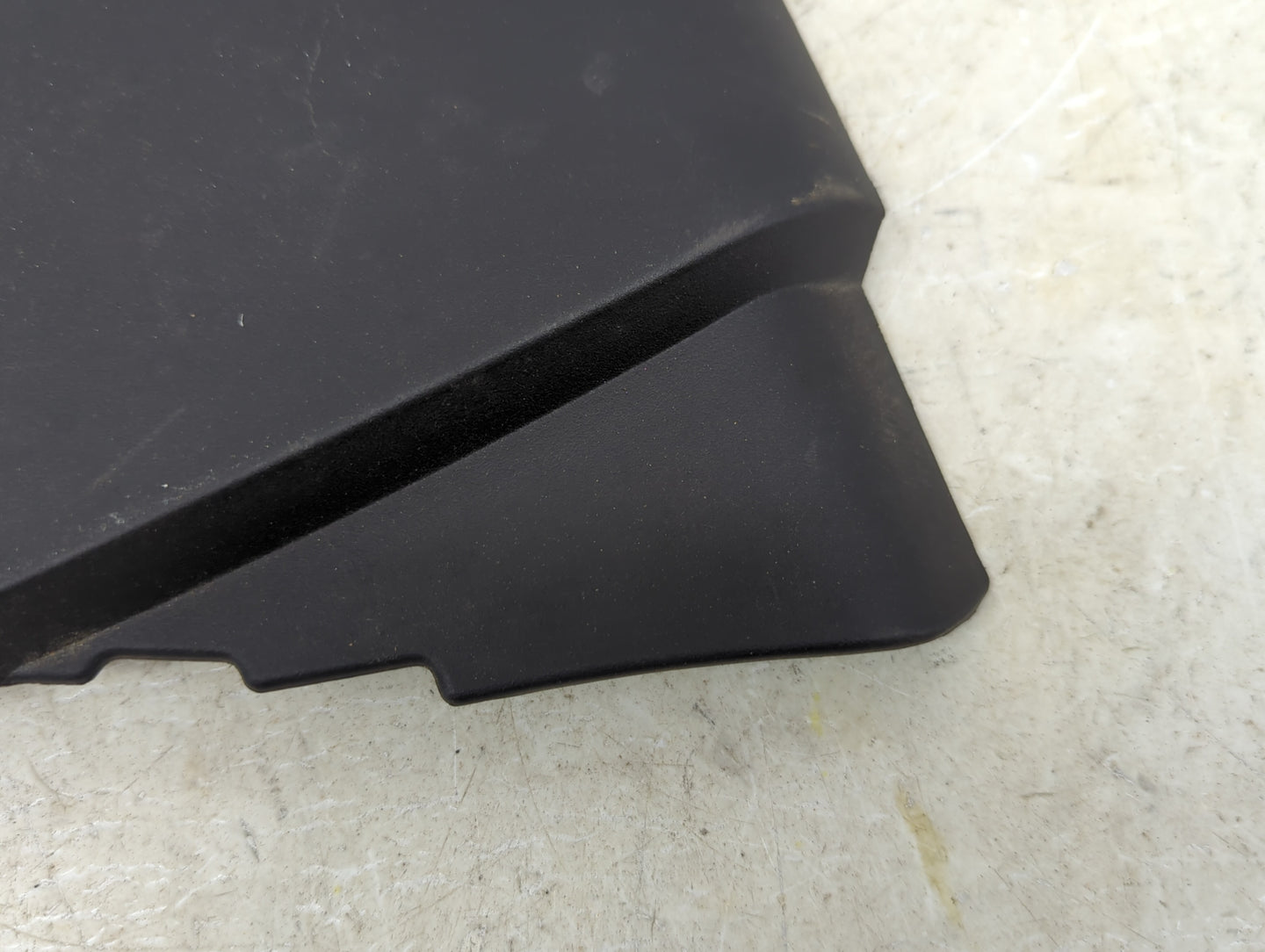 2012 Mercedes-benz Cls550 Engine Cover - Oemusedautoparts1.com
