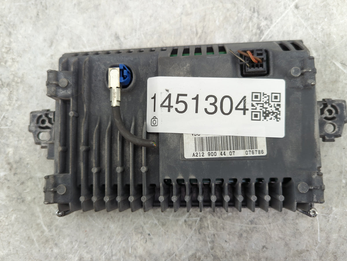 Mercedes-benz E-class Information Radio Display Screen 1451304 - Oemusedautoparts1.com