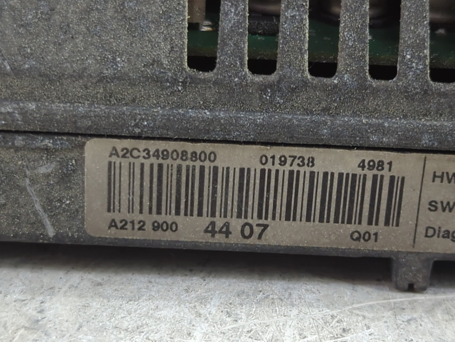 Mercedes-benz E-class Information Display Screen - Oemusedautoparts1.com