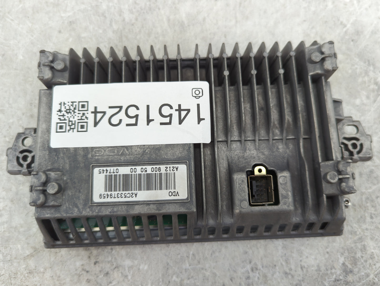 Mercedes-benz E-class Information Display Screen - Oemusedautoparts1.com
