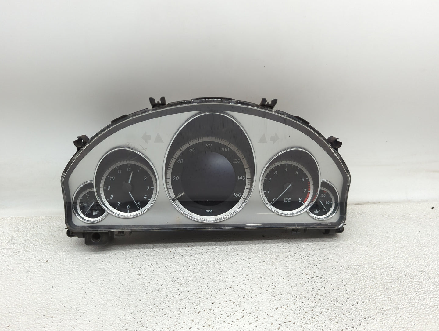 2012 Mercedes-Benz E-Class Instrument Cluster Speedometer Gauges P/N:A2129004213 A2C33061900 Miles:82K Fits OEM Used Auto Pa
