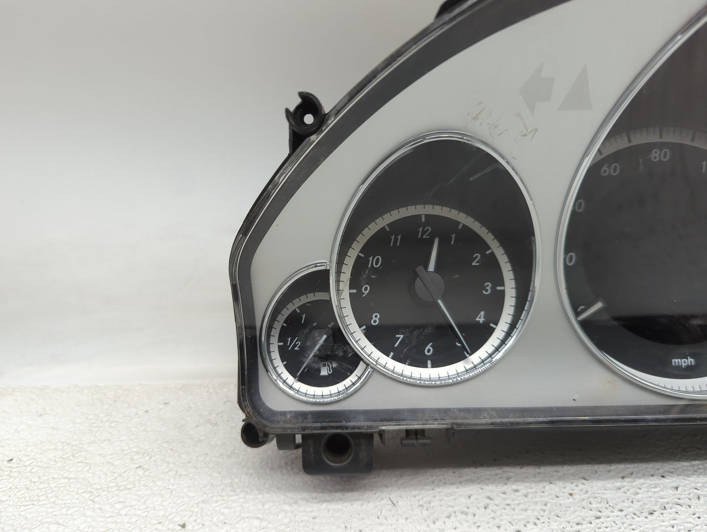 2012 Mercedes-Benz E-Class Instrument Cluster Speedometer Gauges P/N:A2129004213 A2C33061900 Miles:82K Fits OEM Used Auto Pa