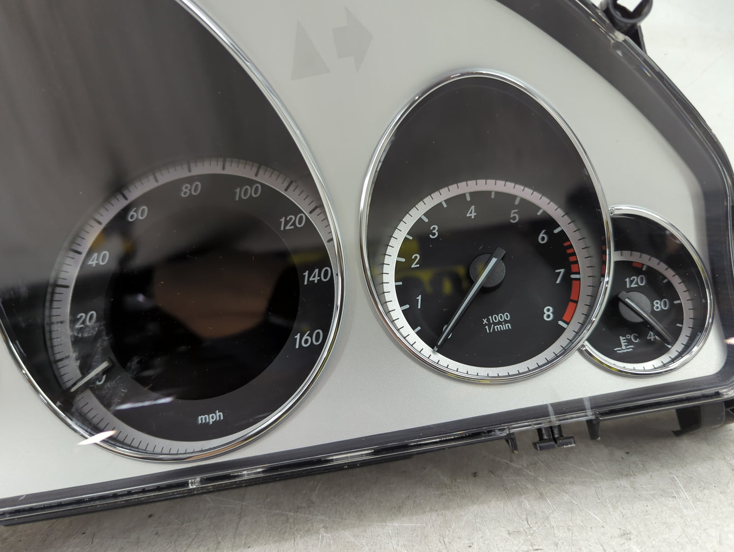 2012 Mercedes-Benz E-Class Instrument Cluster Speedometer Gauges P/N:A2129004213 A2C53257171, A2129001102 Miles:29K Fits OEM