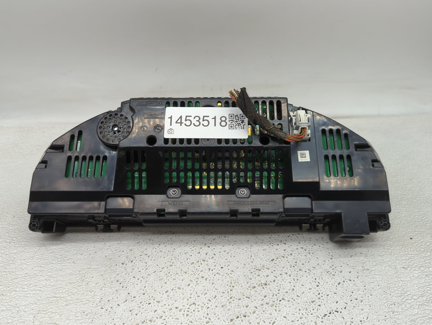 2012 Mercedes-Benz E-Class Instrument Cluster Speedometer Gauges P/N:A2C33061200 A2129003513, A2C53279093, 2129013402 Fits O
