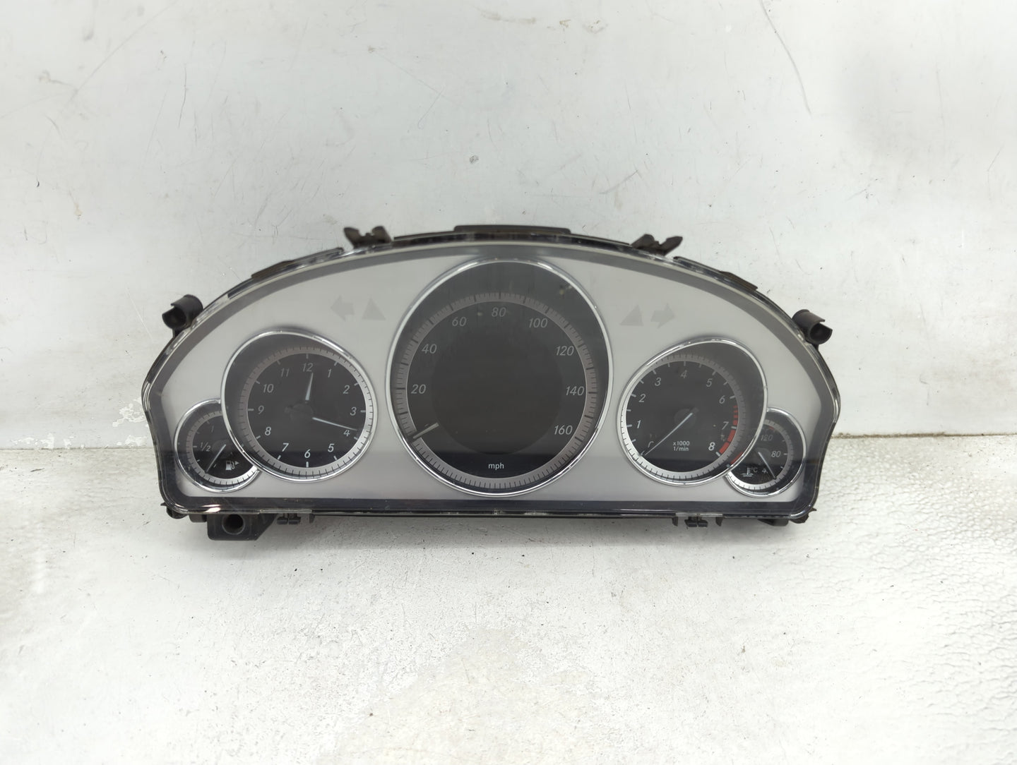 2012 Mercedes-Benz E-Class Instrument Cluster Speedometer Gauges P/N:A2129004213 A2C33061900 Miles:91K Fits OEM Used Auto Pa