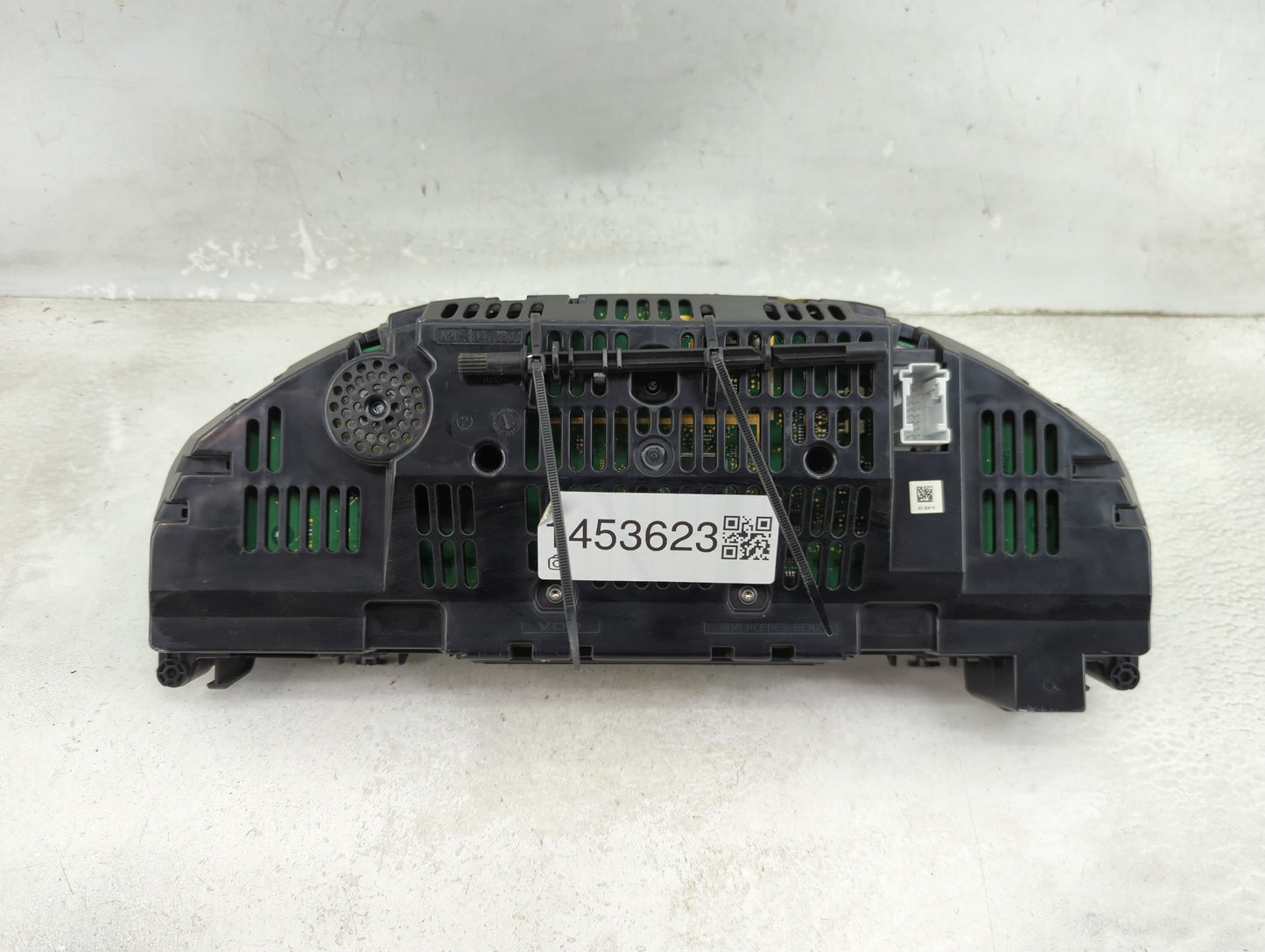 2012 Mercedes-Benz E-Class Instrument Cluster Speedometer Gauges P/N:A2129004213 A2C33061900 Miles:91K Fits OEM Used Auto Pa