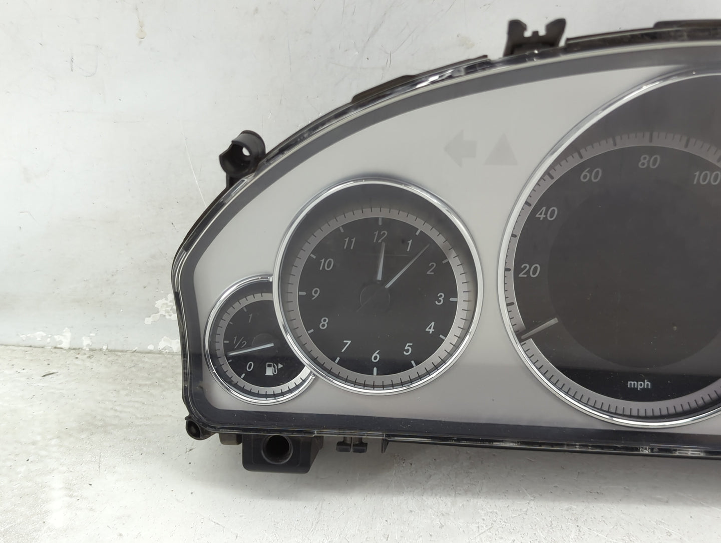 2012 Mercedes-Benz E-Class Instrument Cluster Speedometer Gauges P/N:A2129004313 A2C33062000, 2129014202 Miles:77K Fits OEM 