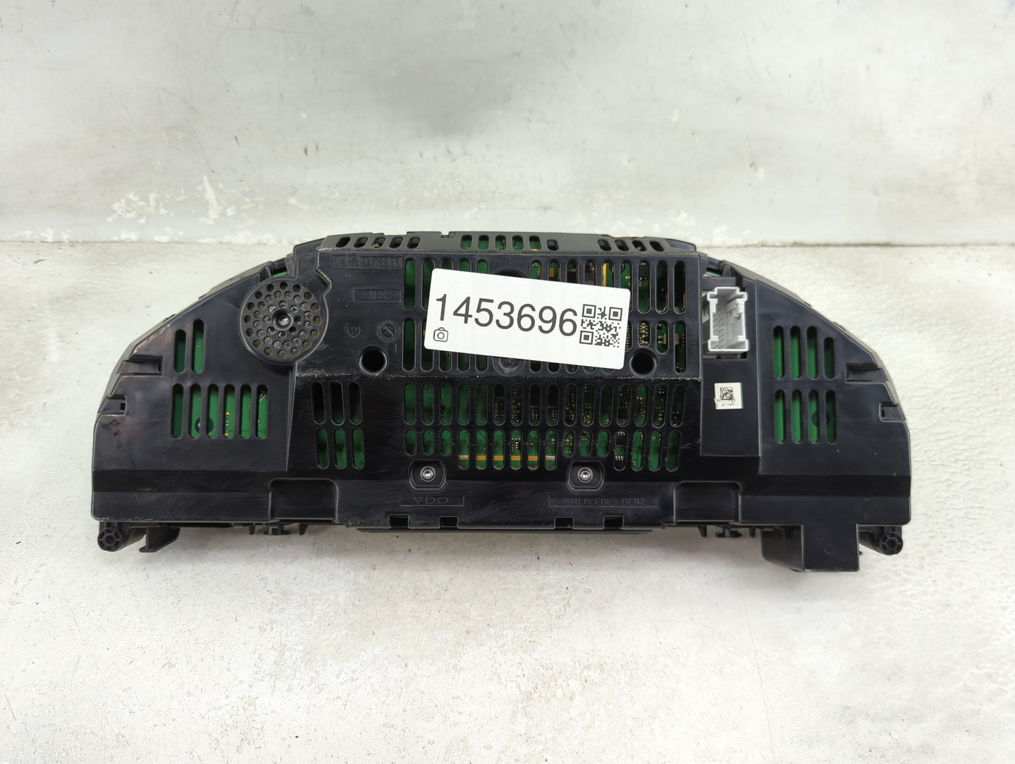 2012 Mercedes-Benz E-Class Instrument Cluster Speedometer Gauges P/N:A2129004313 A2C33062000, 2129014202 Miles:77K Fits OEM 
