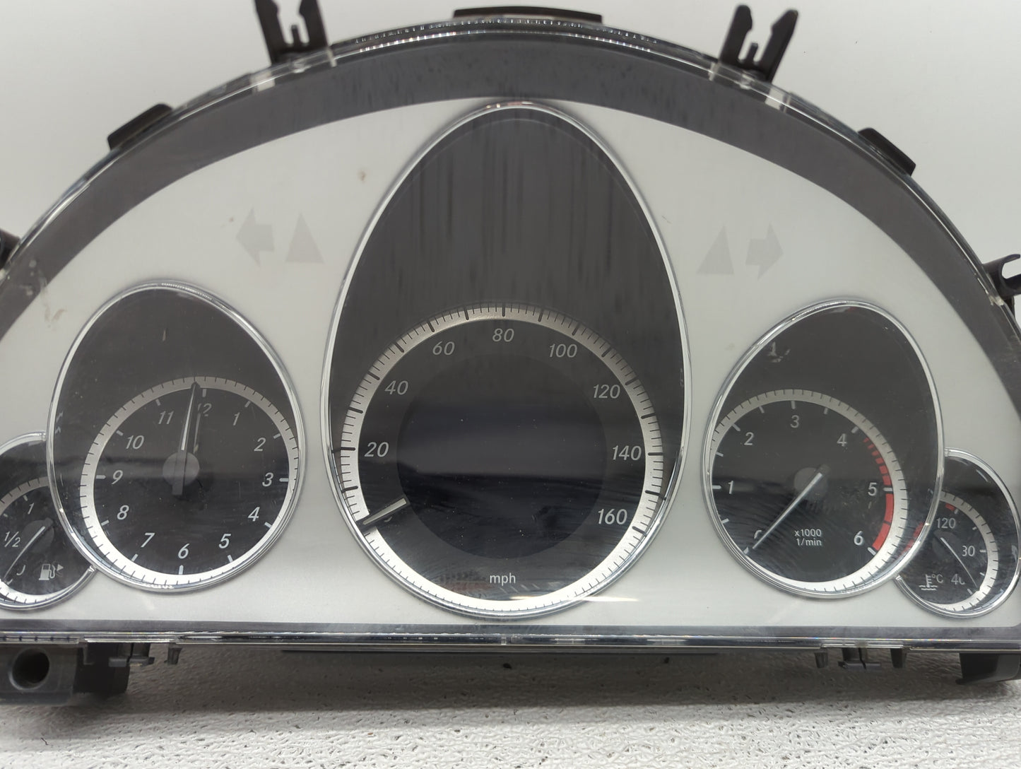 2012 Mercedes-Benz E-Class Instrument Cluster Speedometer Gauges P/N:A2129004313 A2C33062000, A2C53257171 Miles:67K Fits OEM