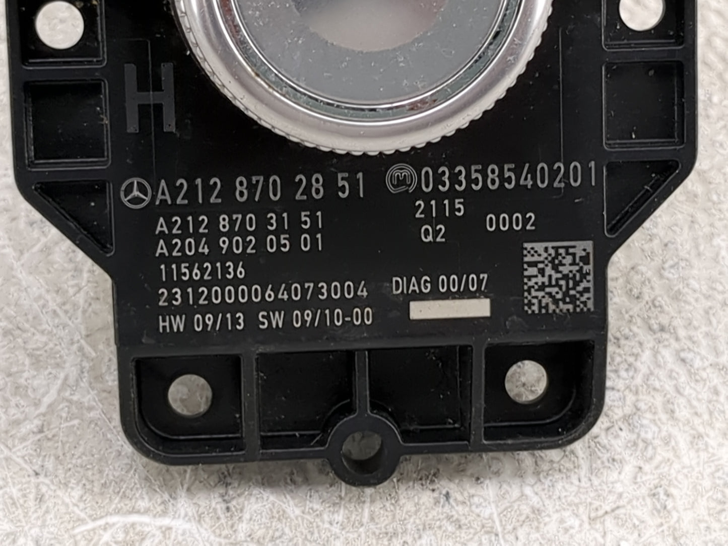 Mercedes-benz E-class Radio Control Panel - Oemusedautoparts1.com