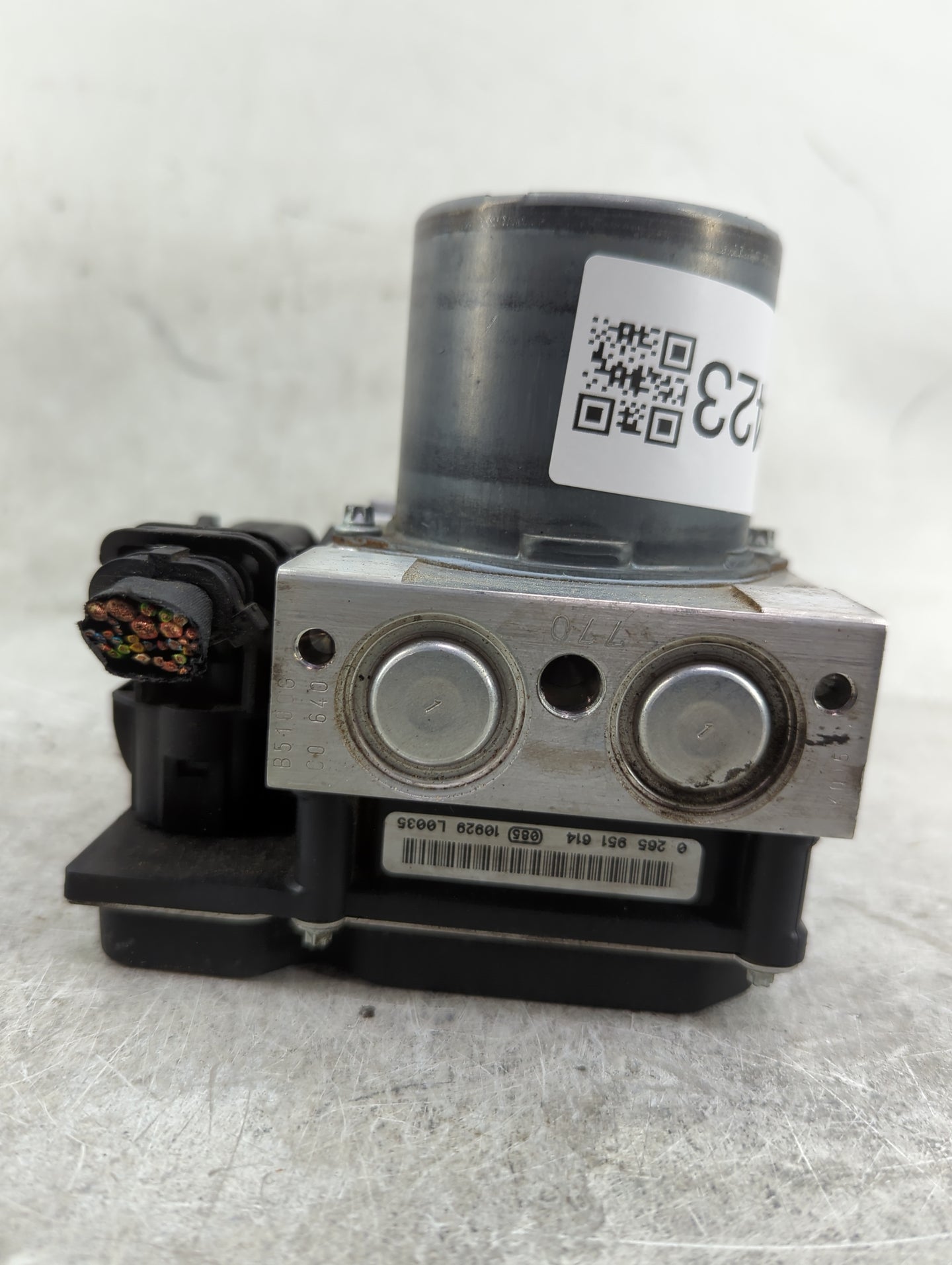 2012 Mercedes-Benz E-Class ABS Pump Control Module Replacement P/N:0265951614 A2124313512, 0265236369 Fits Fits 2011 OEM Use