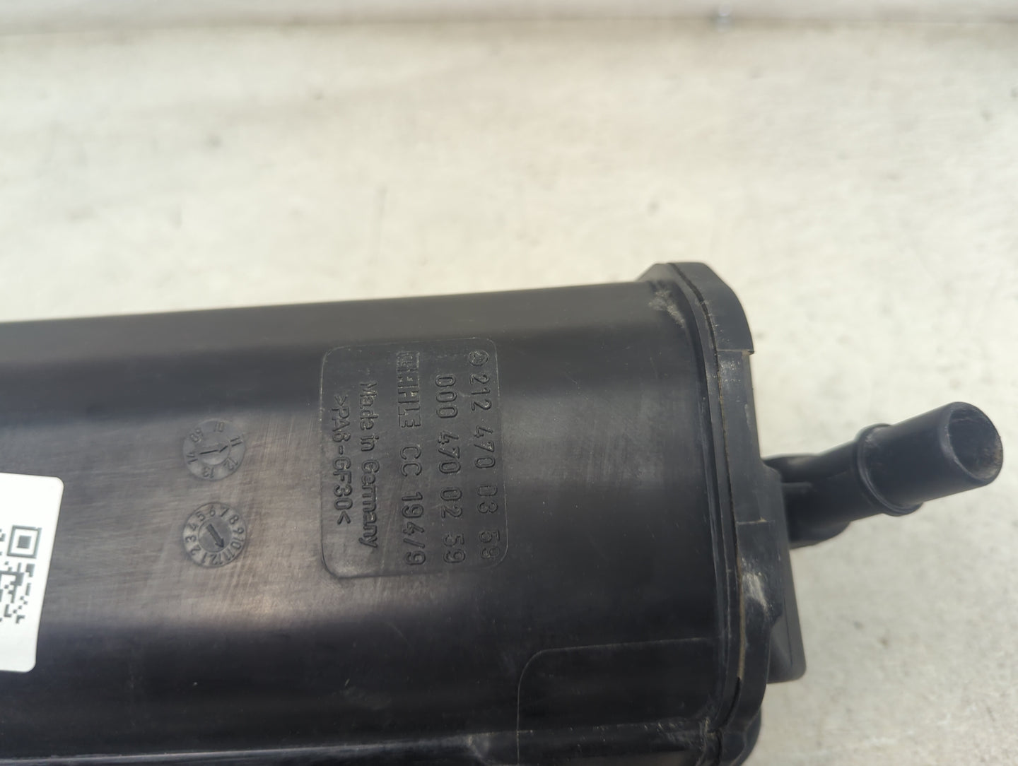2012 Mercedes-benz E-class Fuel Vapor Charcoal Canister - Oemusedautoparts1.com