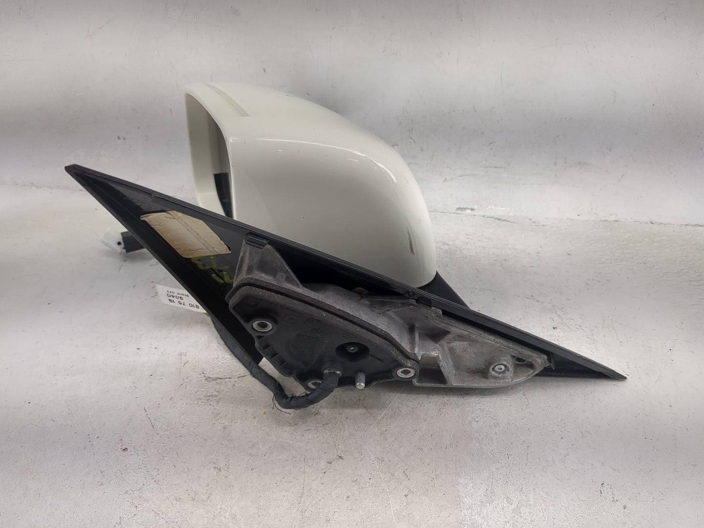 2012 Mercedes-Benz E-Class Driver Side View Mirror - Left Door Mirror OEM Used - Oemusedautoparts1.com
