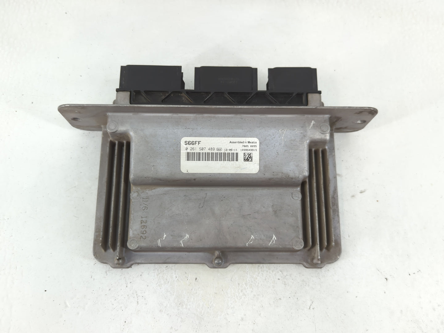 2012 Mercedes-Benz E250 PCM Engine Control Computer ECU ECM PCU OEM P/N:BC2A-12A650-BFC Fits Fits 2009 2010 2011 OEM Used Au