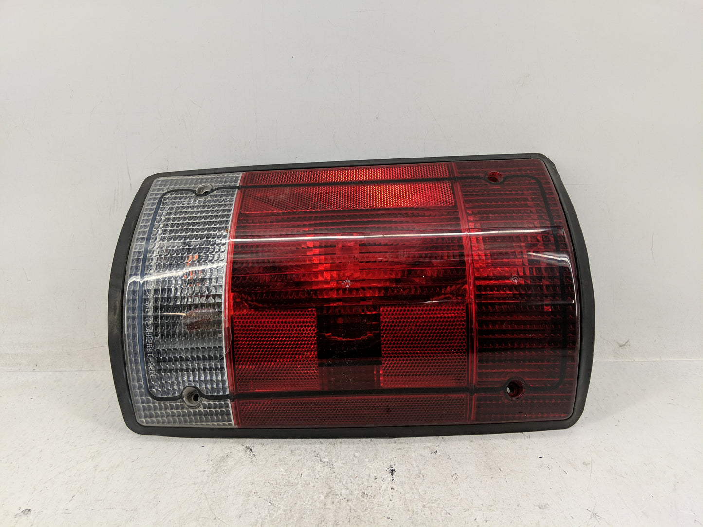 2012 Mercedes-Benz E250 Tail Light Assembly Passenger Right OEM Fits Fits 2005 2006 2007 2008 2009 2010 2011 2013 2014 OEM U