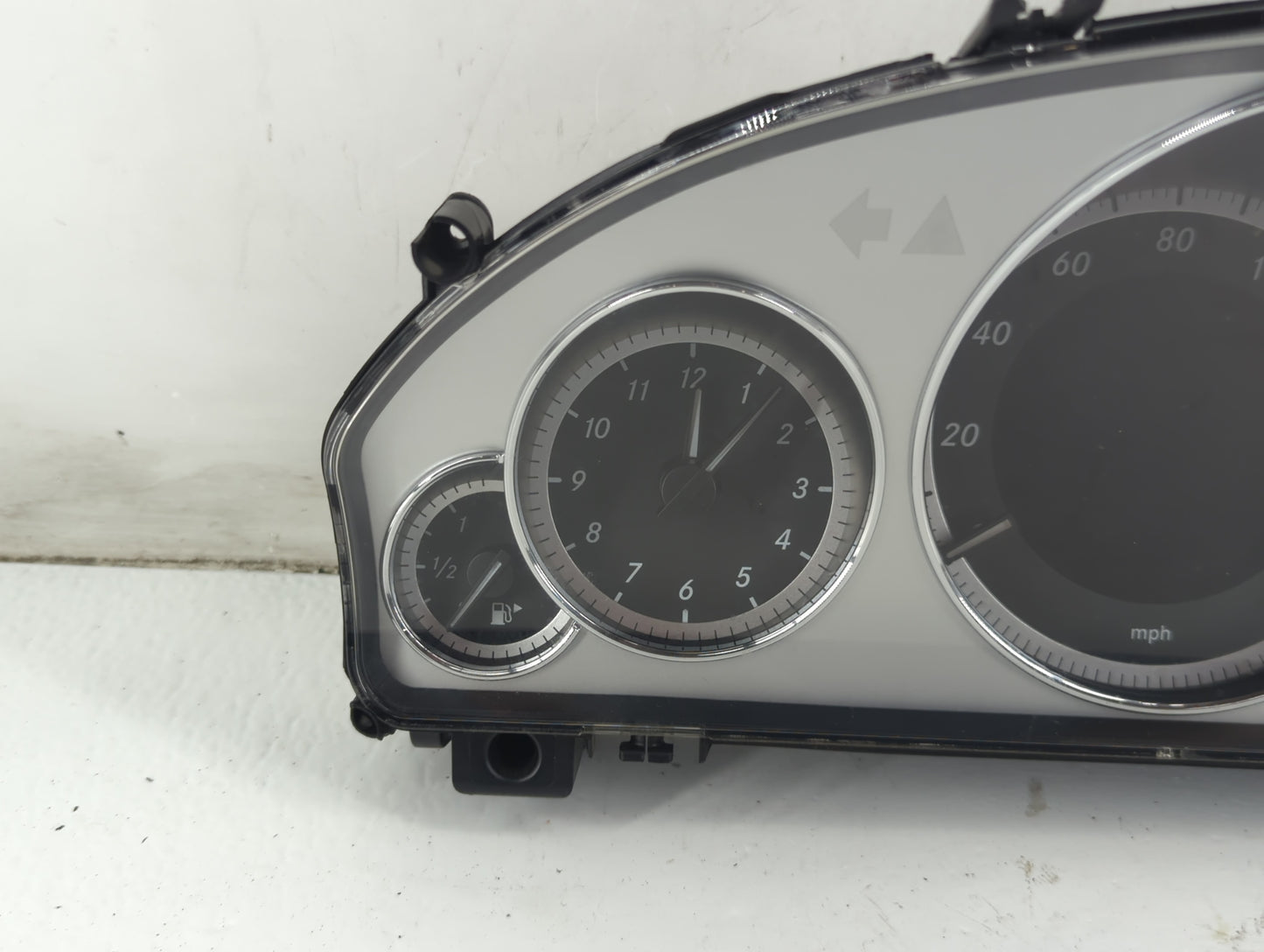 2012 Mercedes-Benz E350 Instrument Cluster Speedometer Gauges P/N:A2c53257171 Fits OEM Used Auto Parts - Oemusedautoparts1.c